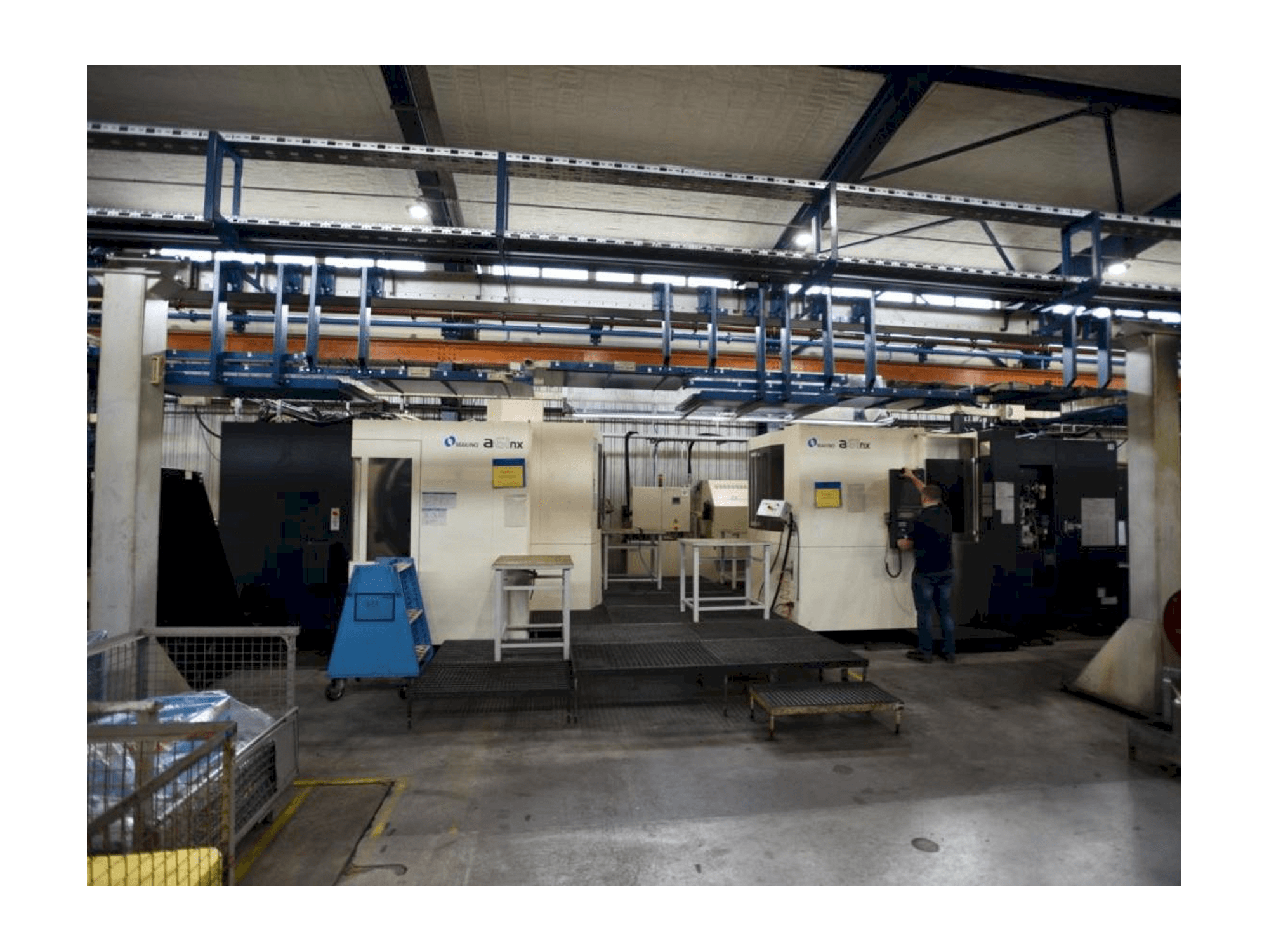 A Makino a61nx Pro 6 gép elölnézete