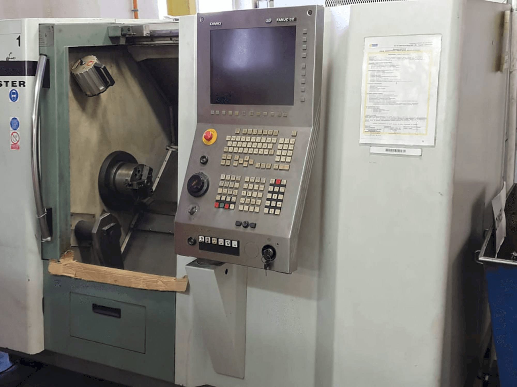 A Gildemeister CTX 210 gép elölnézete