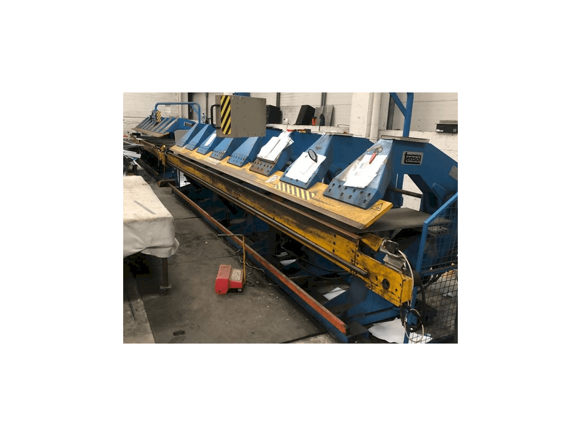 A Tensol H200-6.2 gép elölnézete