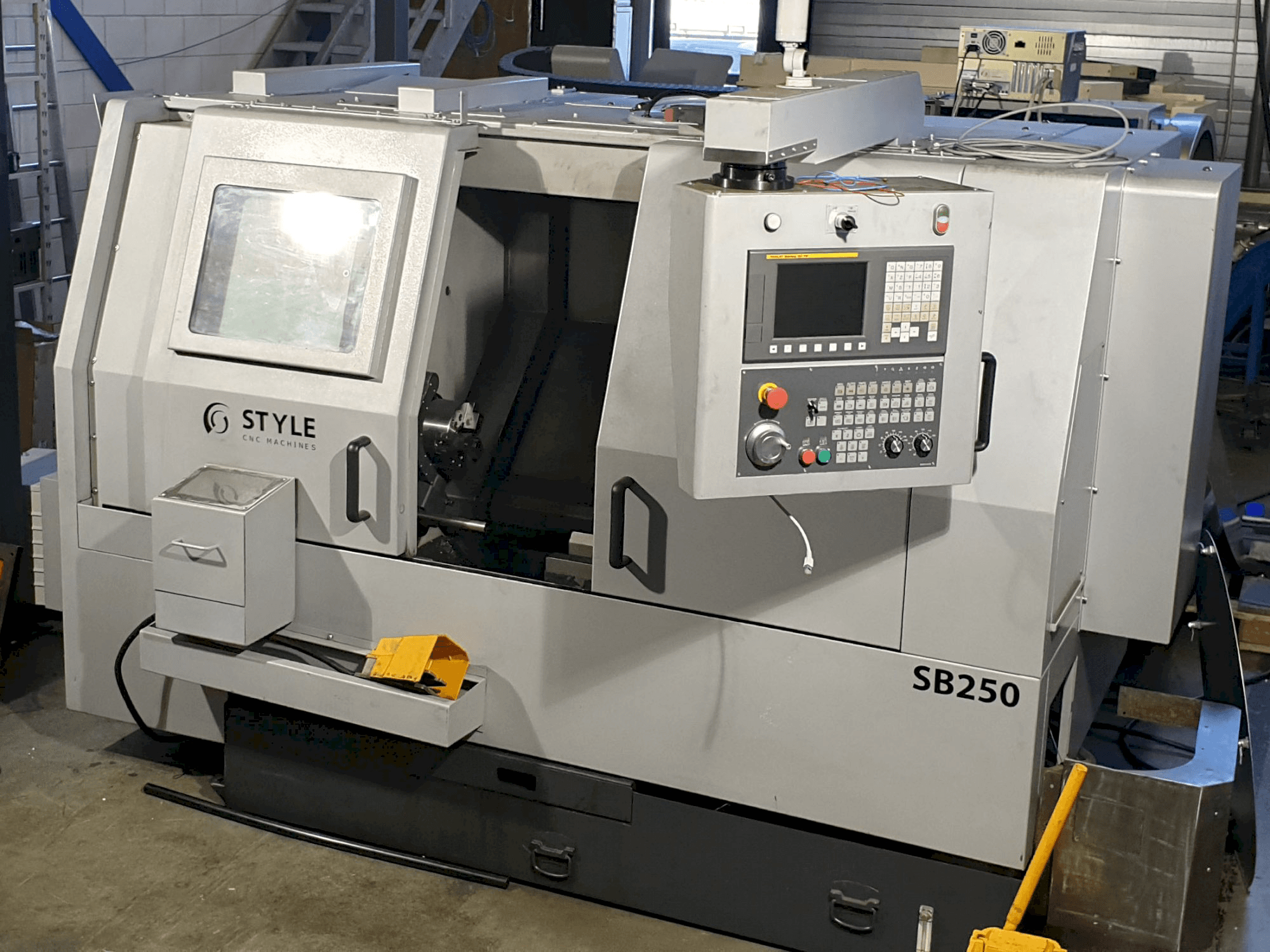 A STYLE SB250 gép elölnézete