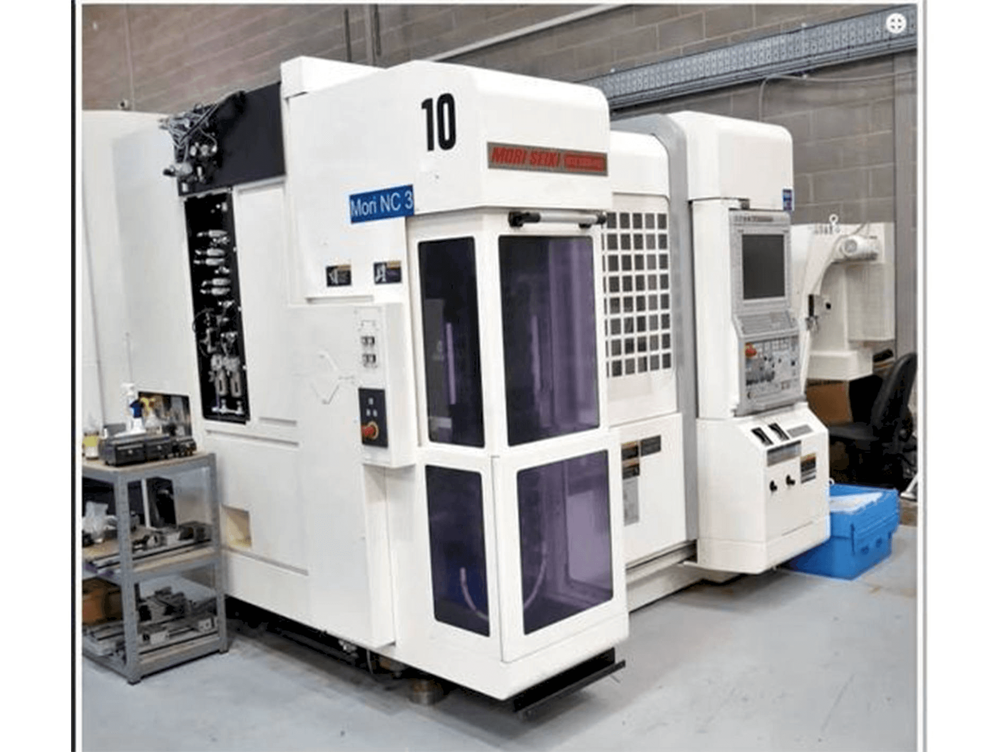 A DMG MORI NTX1000 HSC SZM gép elölnézete