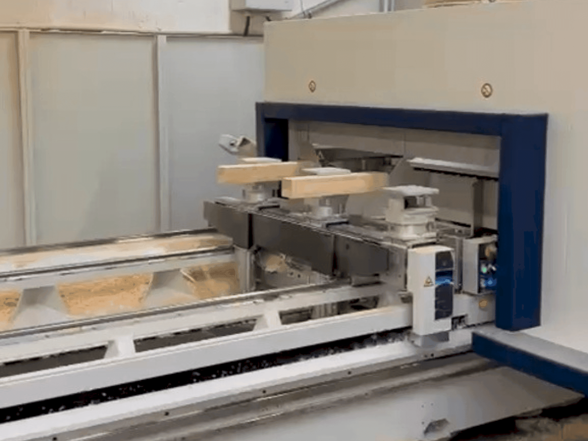 A SCM Accord 500 gép elölnézete