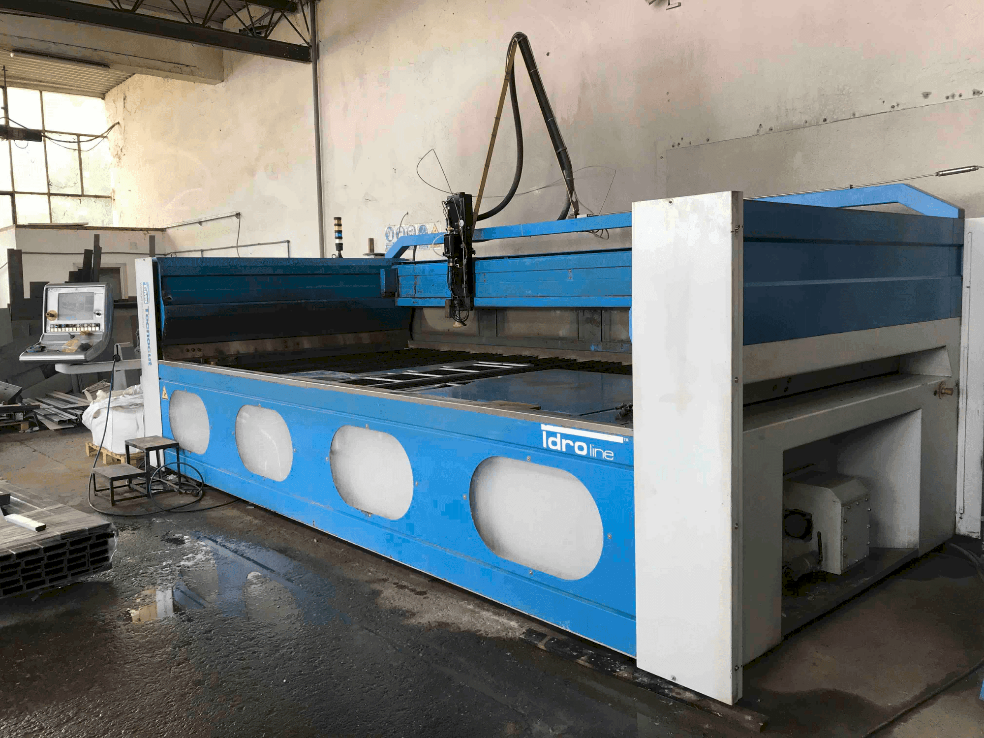 A CMS tecnocut JP 60hp gép elölnézete