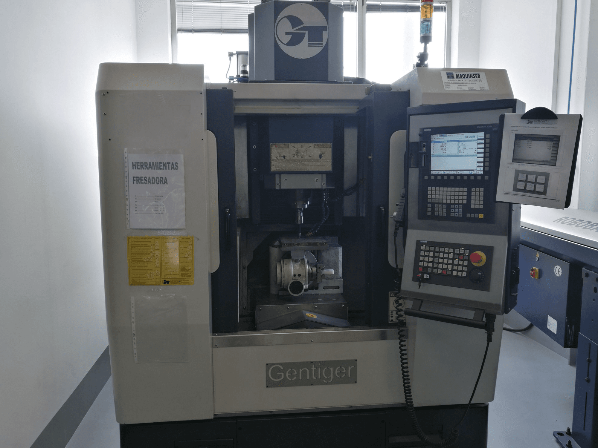 A GENTIGER GT-45-5AX gép elölnézete