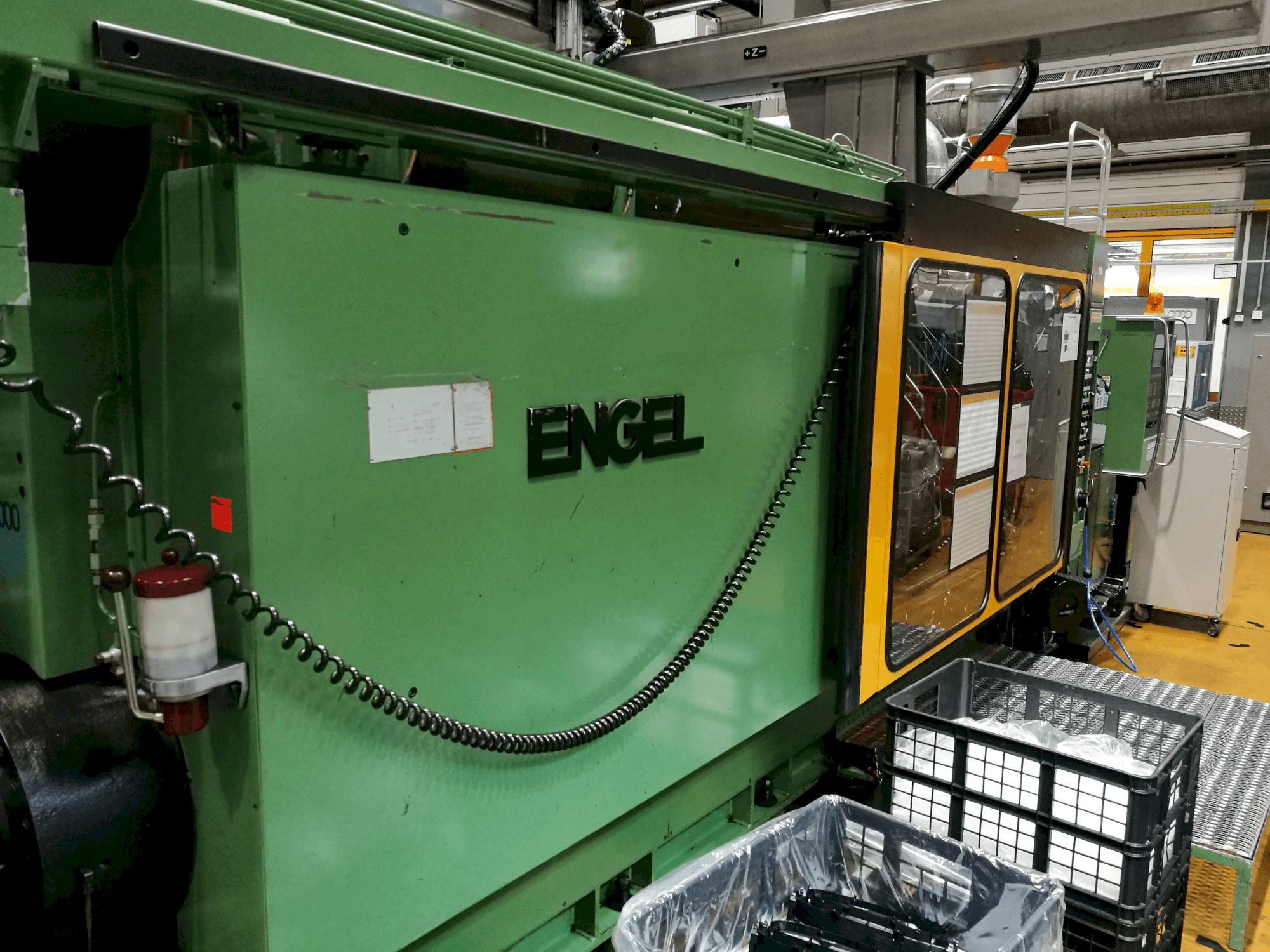 A ENGEL ES 4400/800 gép bal oldali nézete