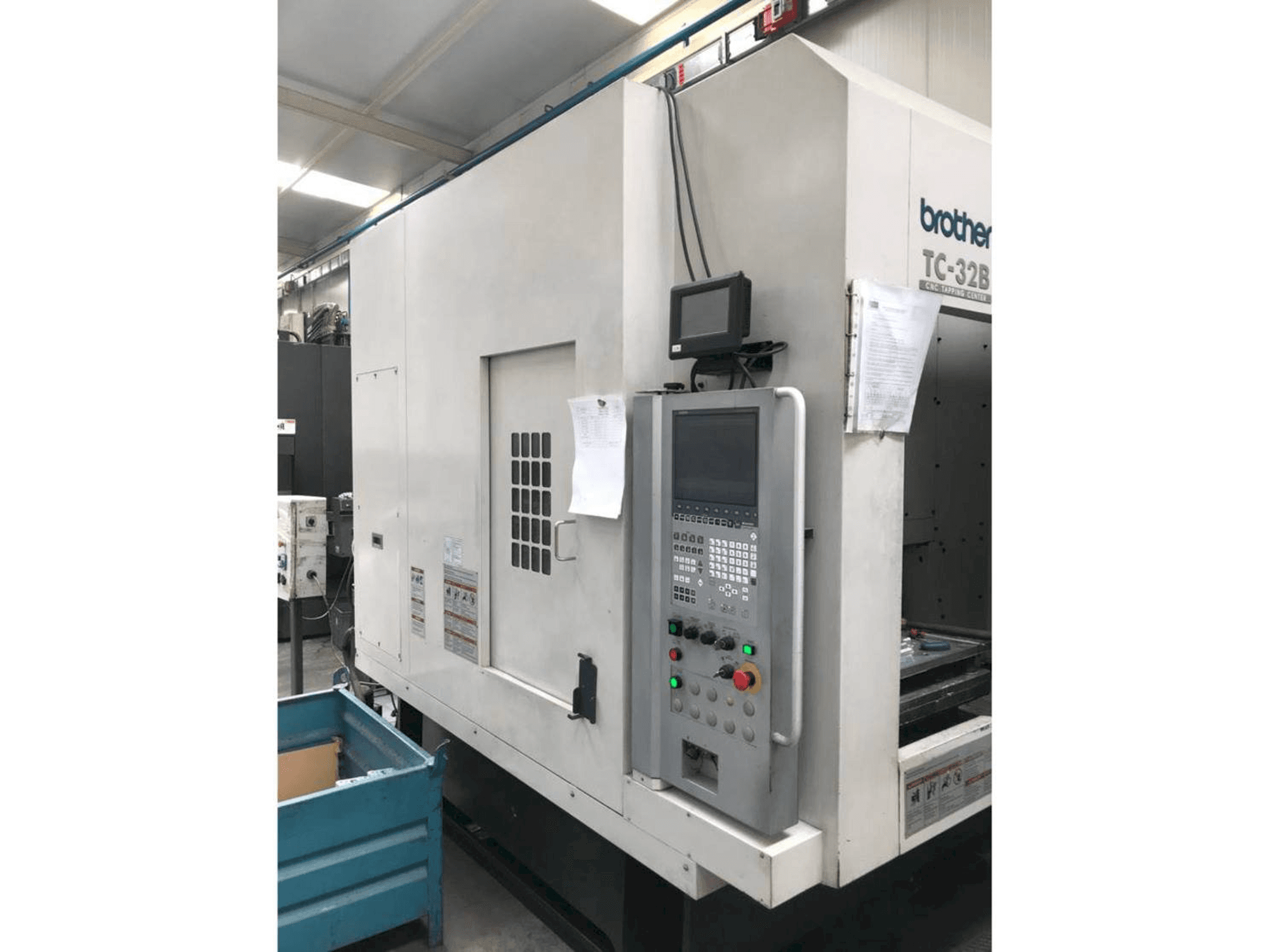 A Brother TC-32BN QT gép elölnézete