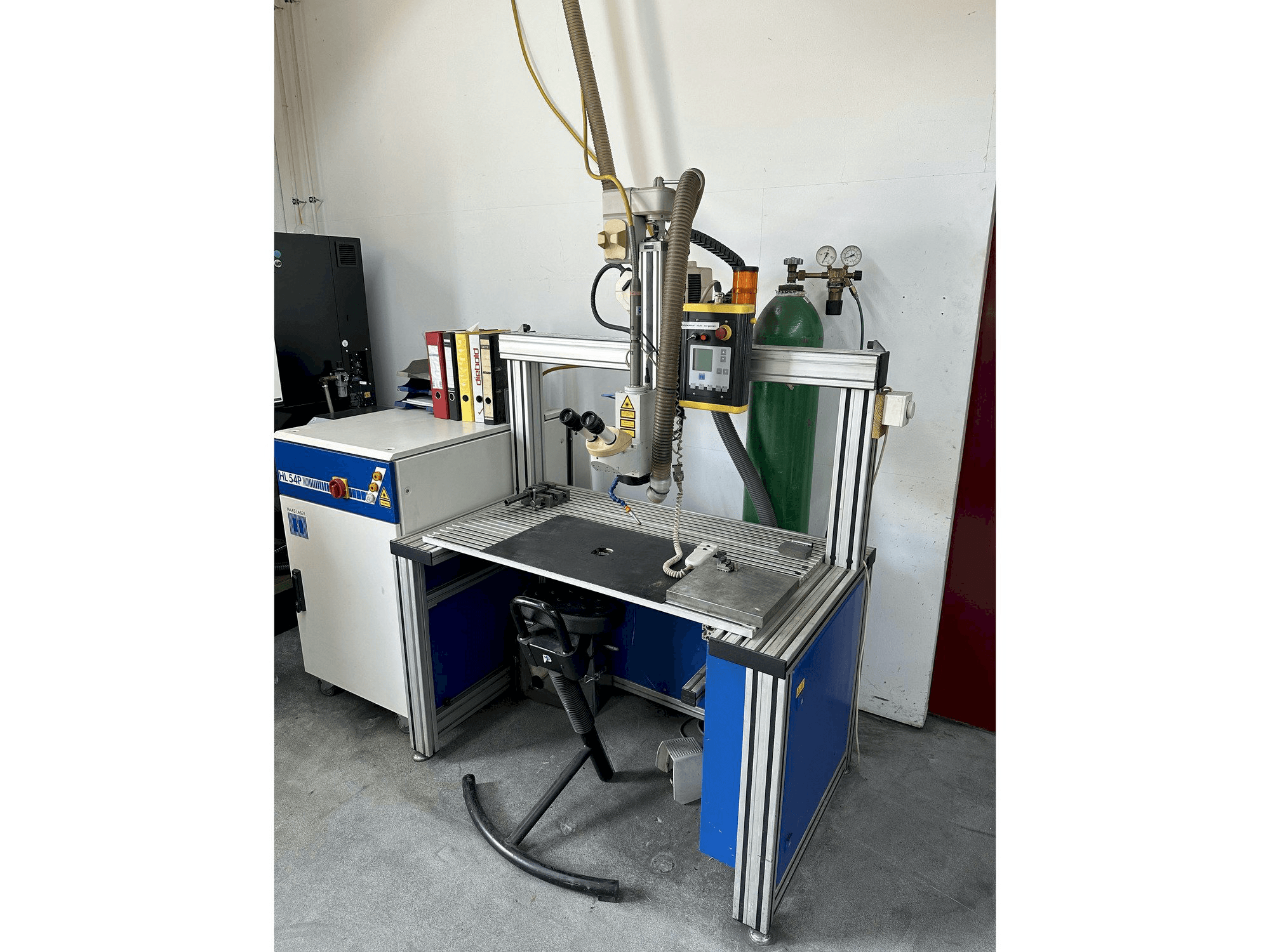 A Haas-Laser HL 54P gép elölnézete