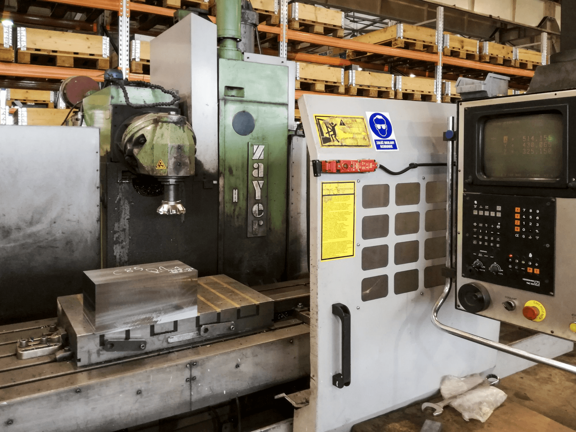 A Zayer BF3 gép bal oldali nézete