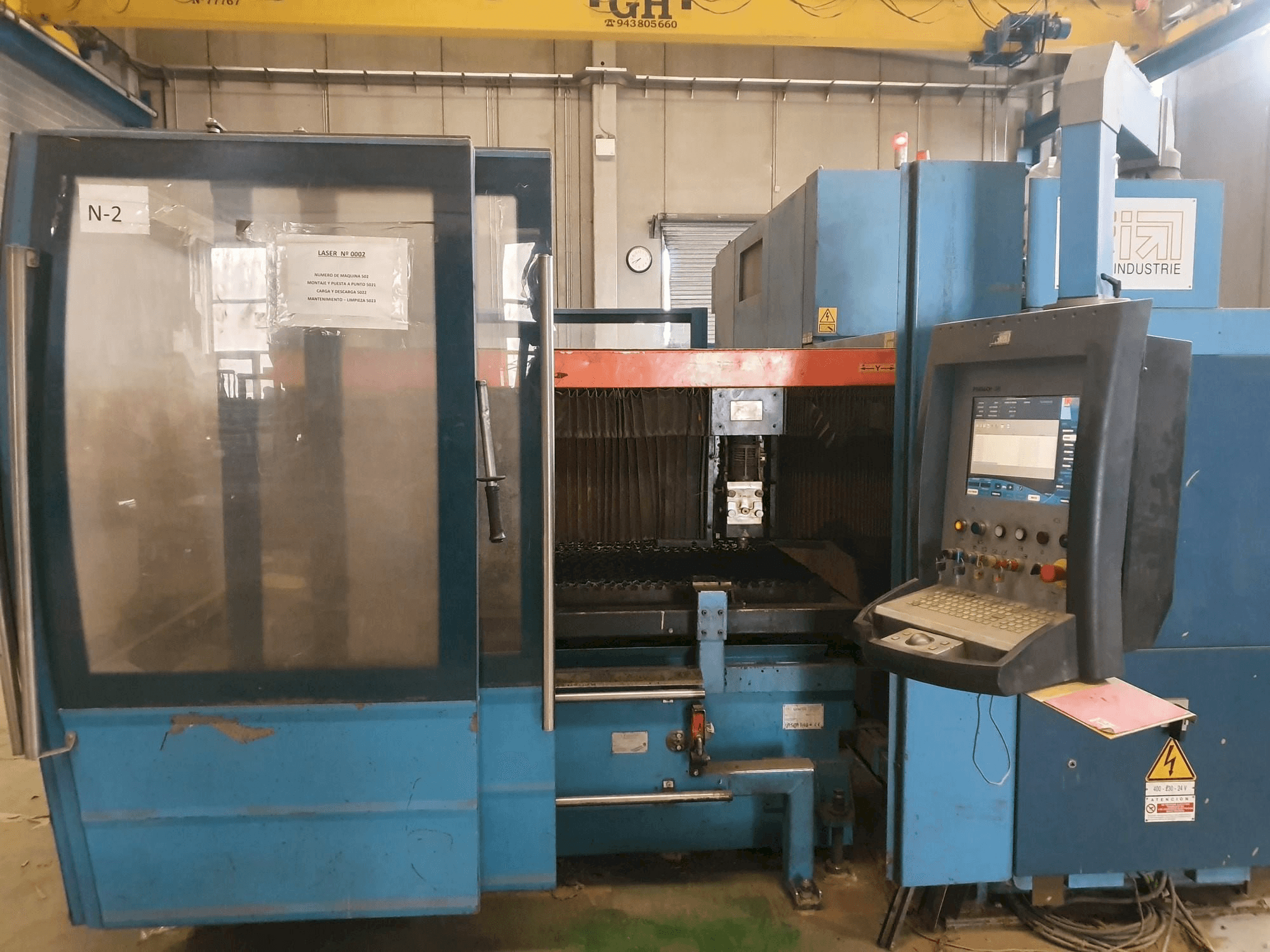 A Prima Industrie Platino 1530HS gép elölnézete