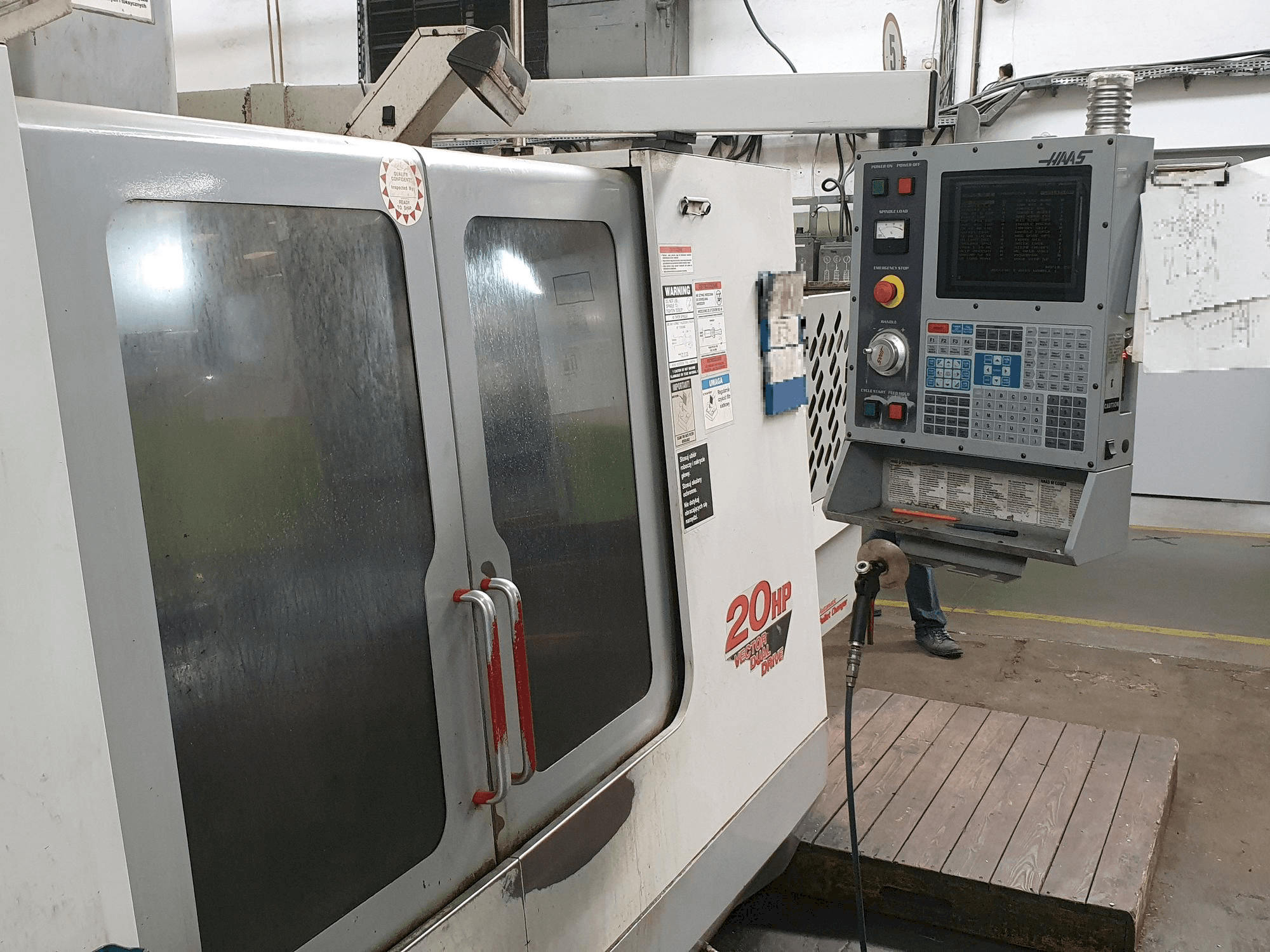 A HAAS VF-3 gép elölnézete