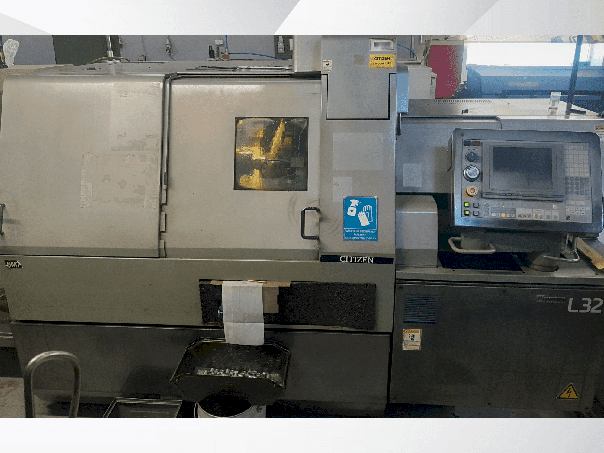 A Citizen L32 VII gép elölnézete