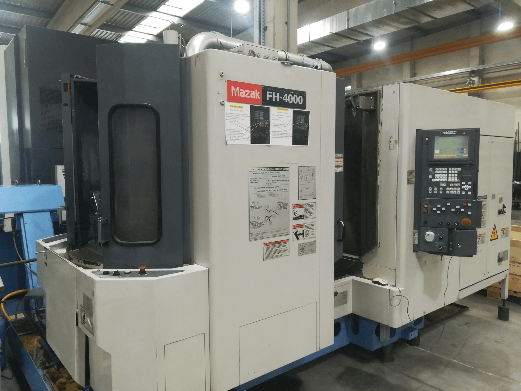 A Mazak FH-4000 gép elölnézete