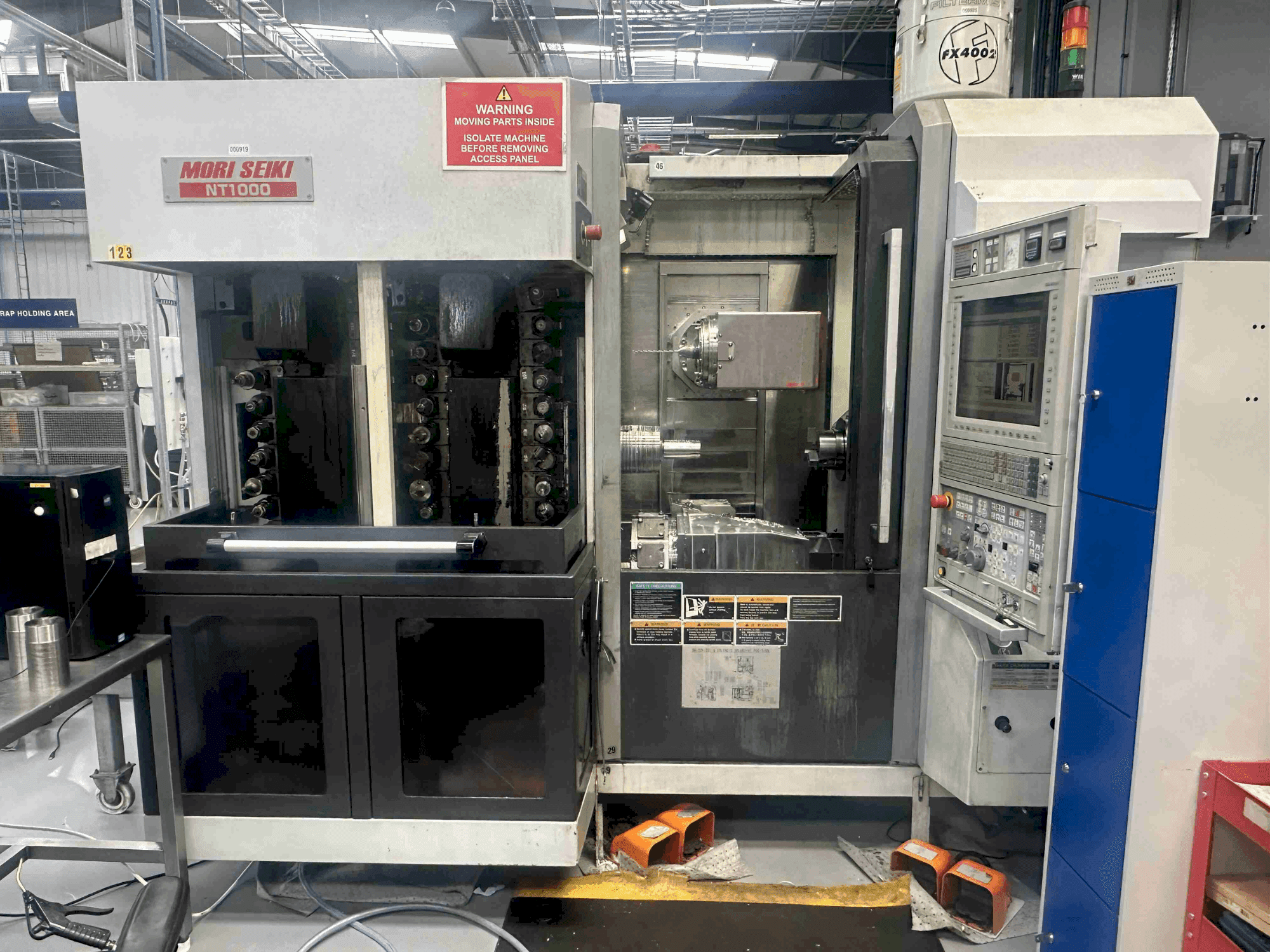 A MORI SEIKI NT1000SZM gép elölnézete