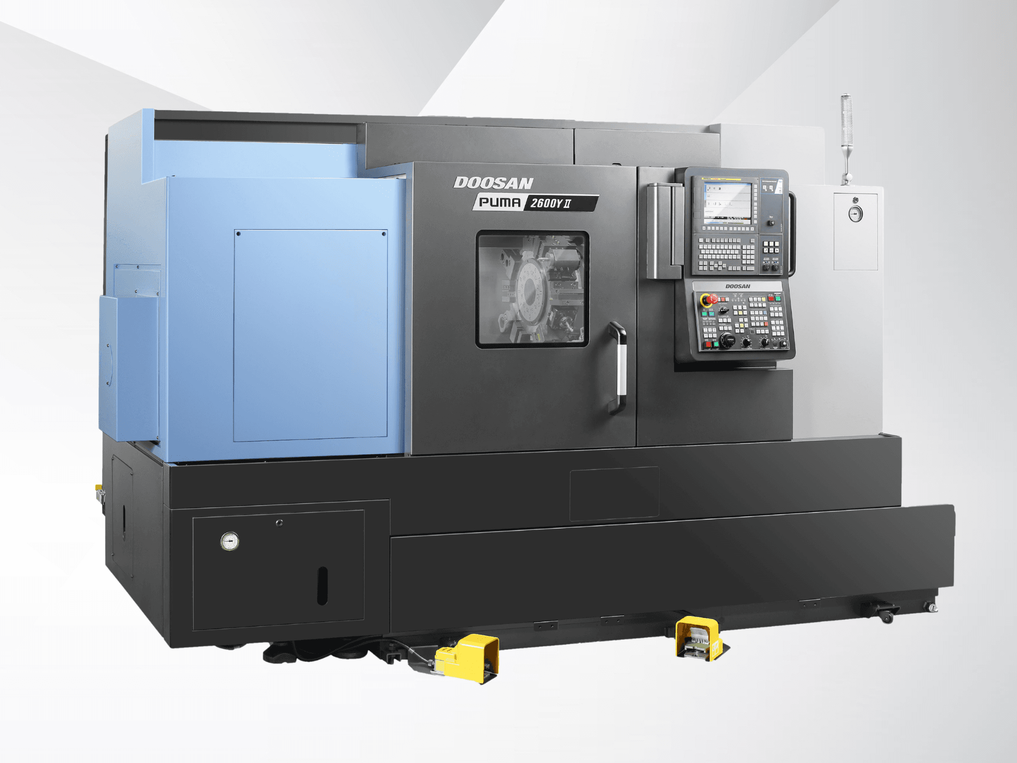 A DN SOLUTIONS PUMA 2600Y II maró-esztergáló központ elölnézete, amelyen látható a vezérlőpanel és a gép burkolatának részletei.