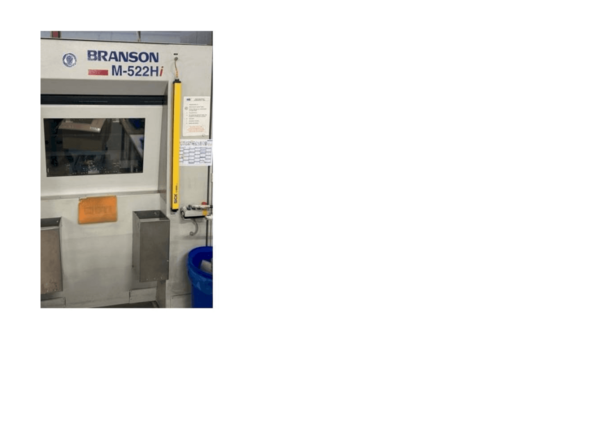 A BRANSON M-522Hi (2010) gép elölnézete