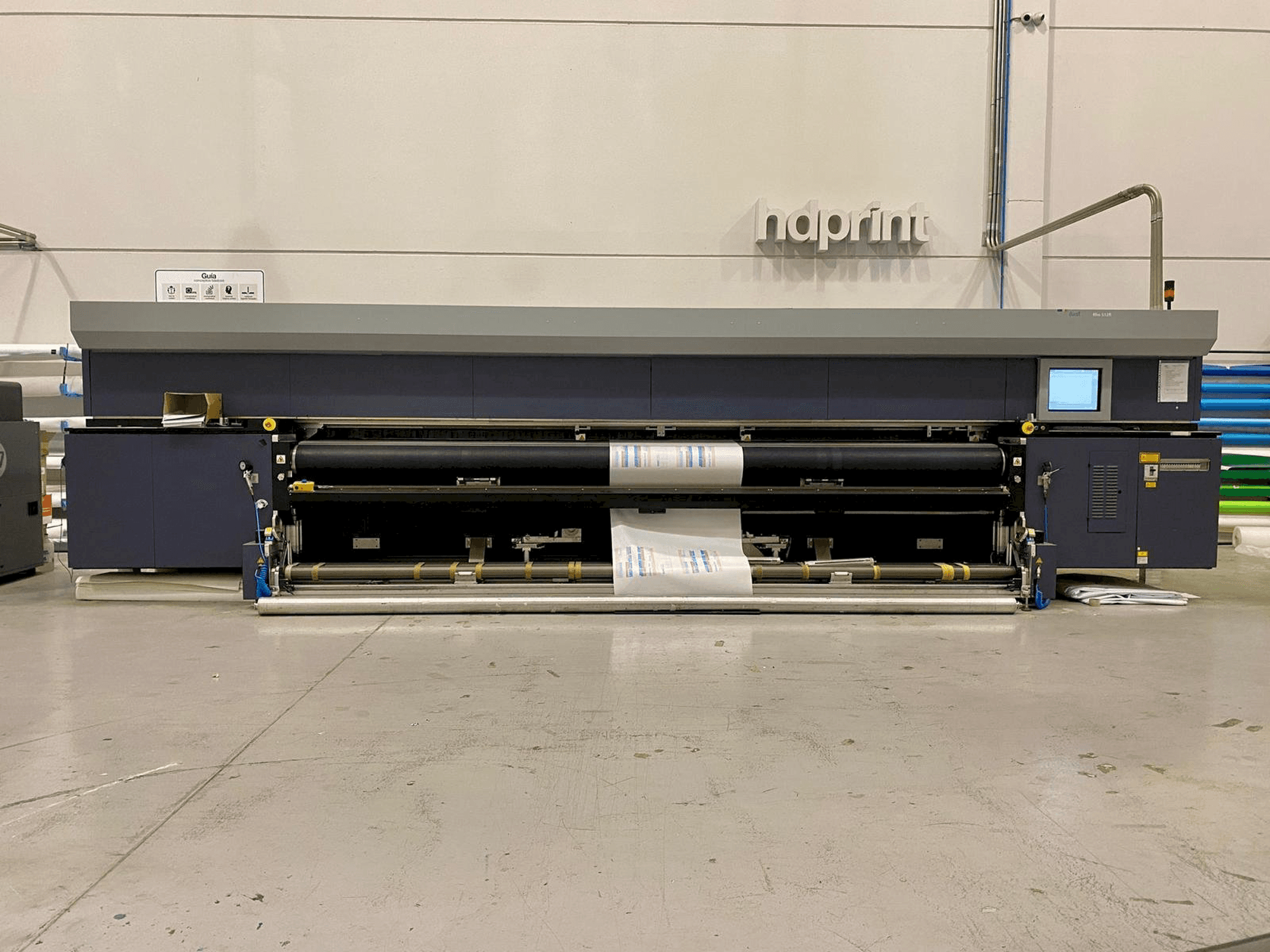 A Durst Rho 512R gép elölnézete