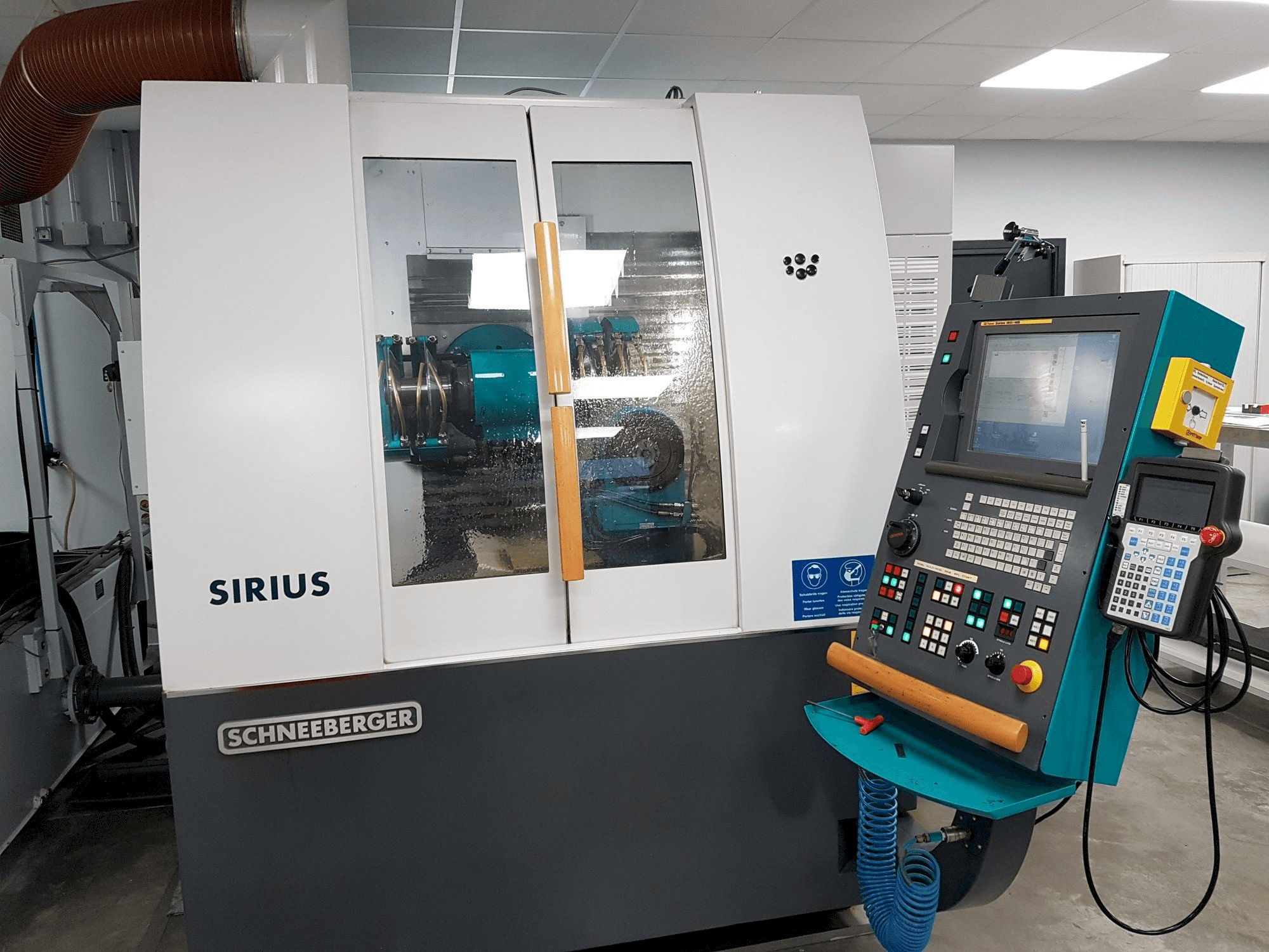 A Schneeberger Sirius HPM gép elölnézete