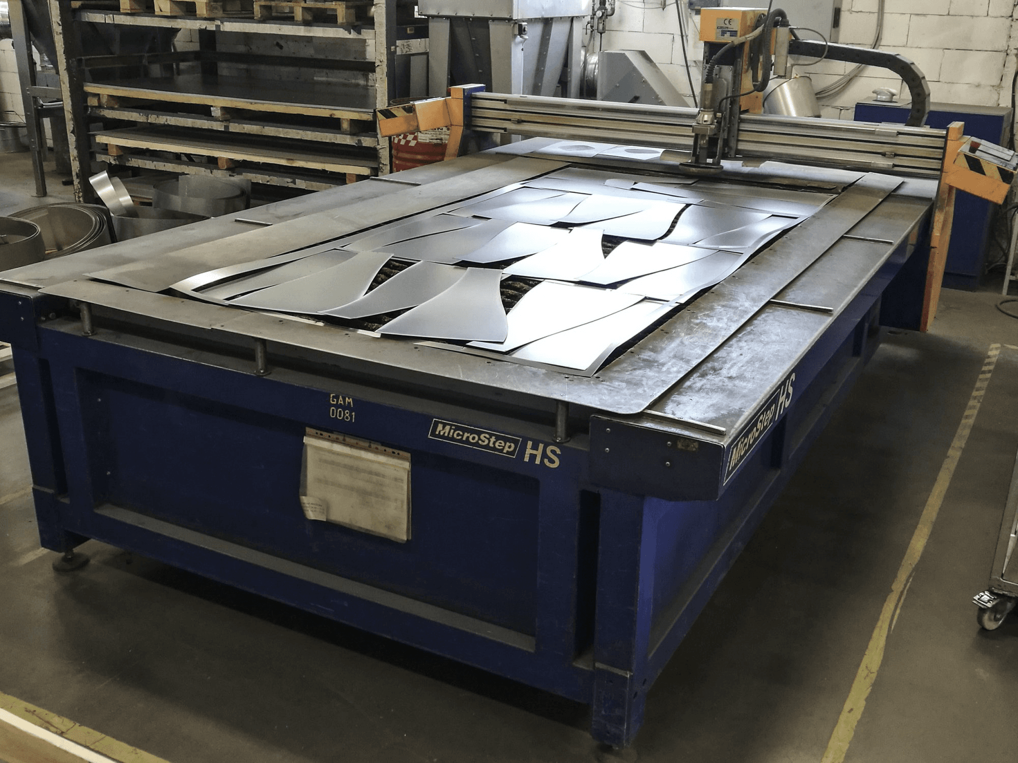 A MicroStep HS 3001.15 gép jobb nézete