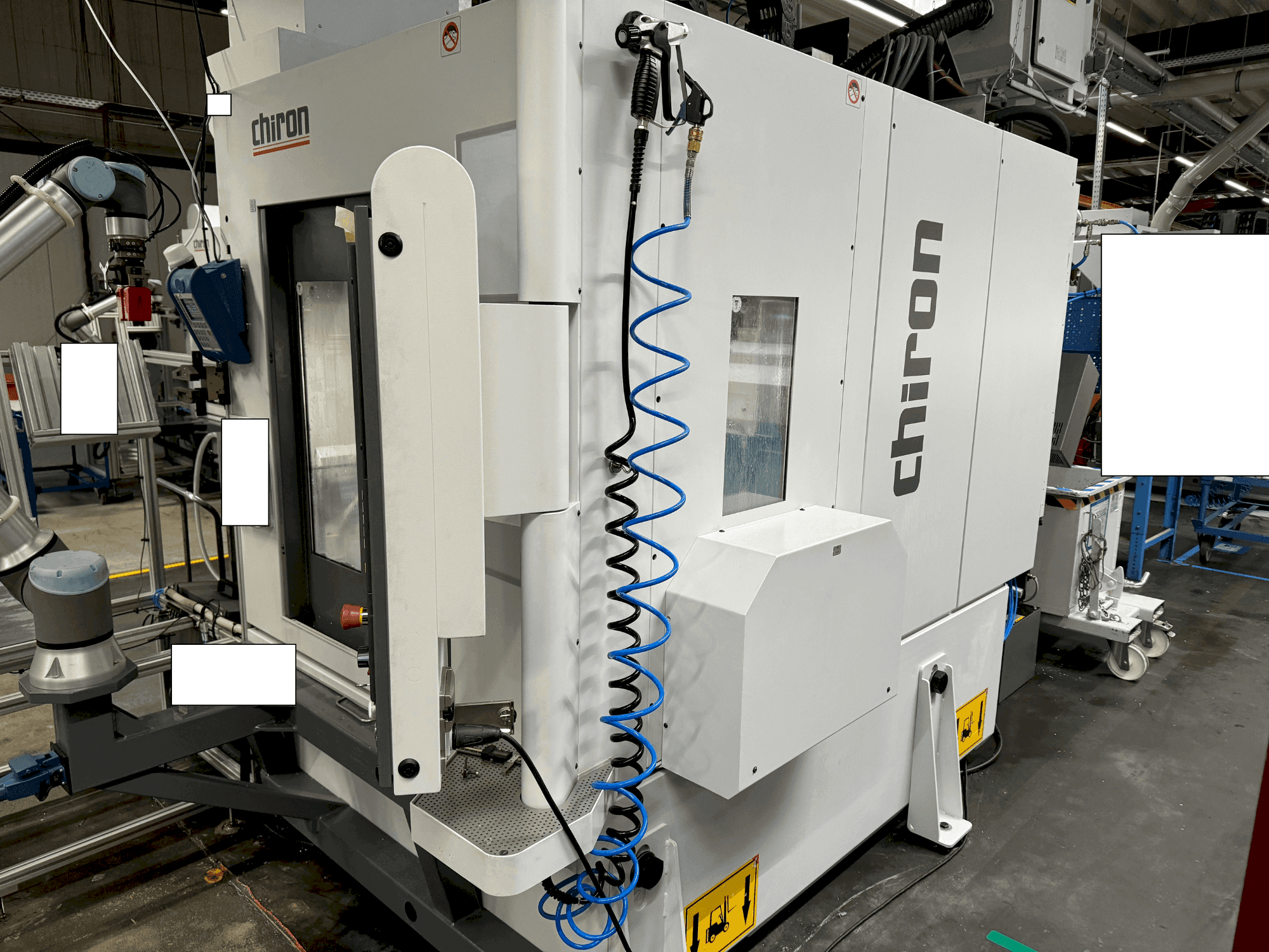 A CHIRON FZ12 FX gép elölnézete