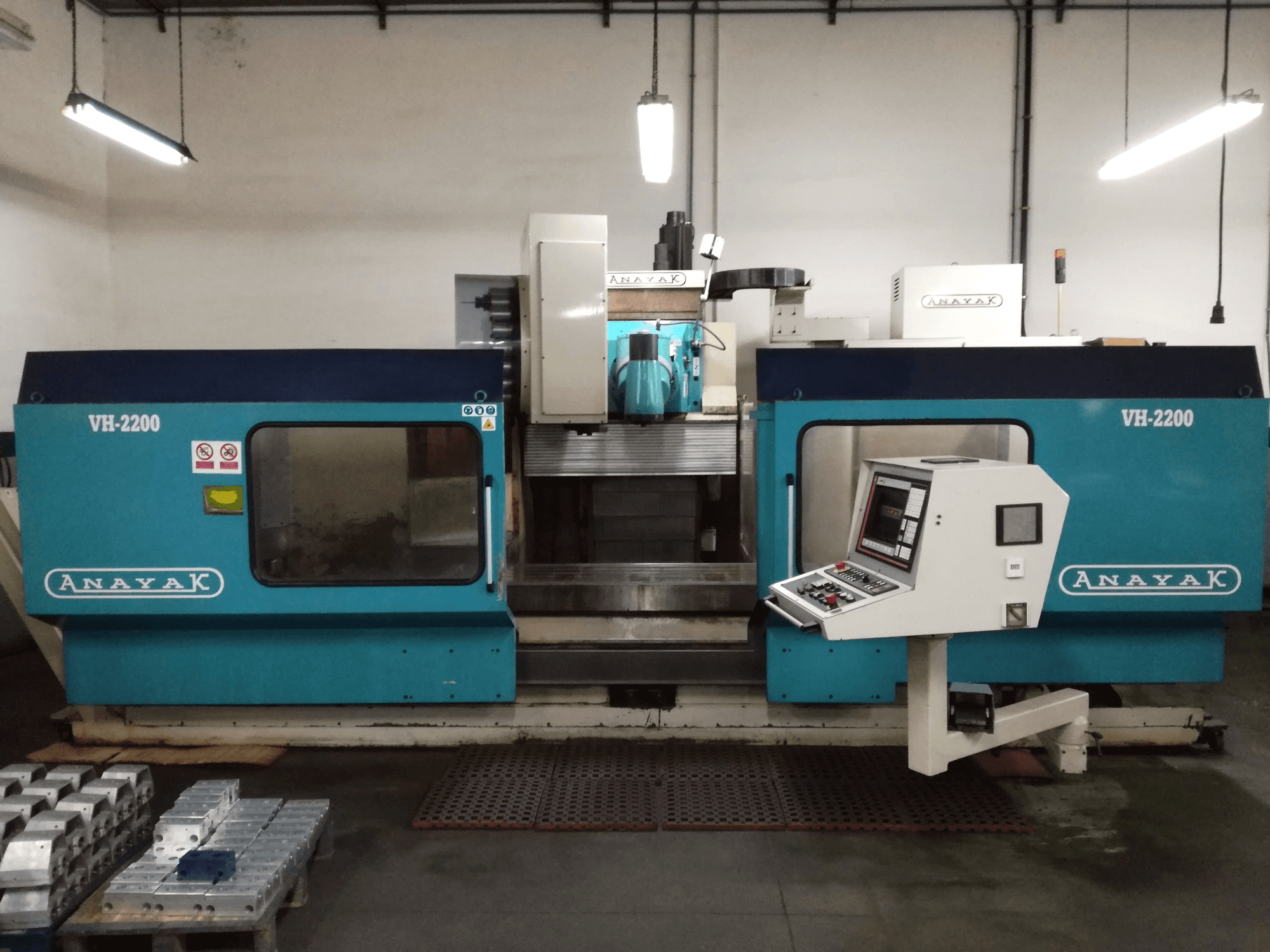 A ANAYAK VH-2200 gép elölnézete