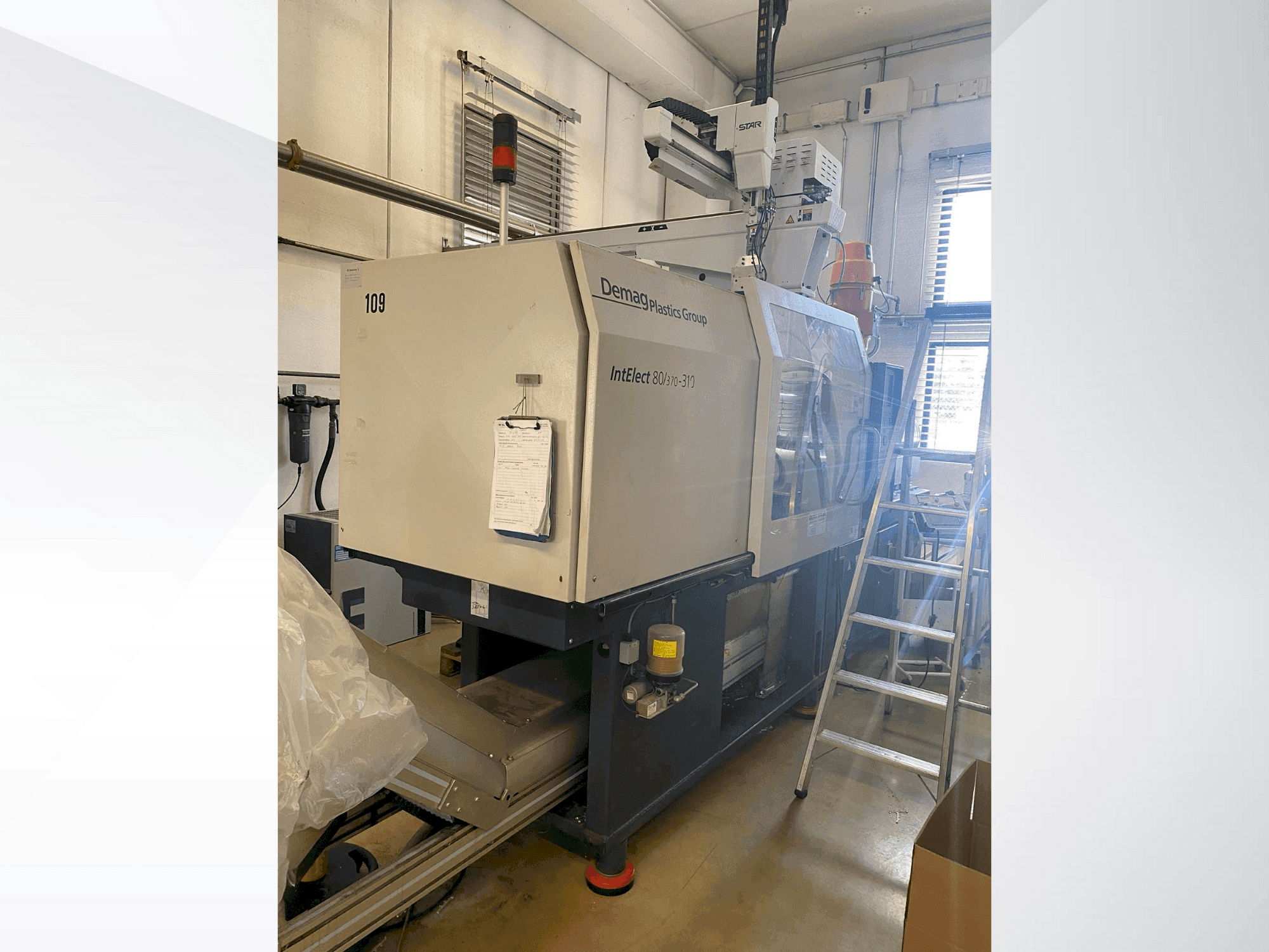 A DEMAG IntetElect 80/370-310 gép elölnézete