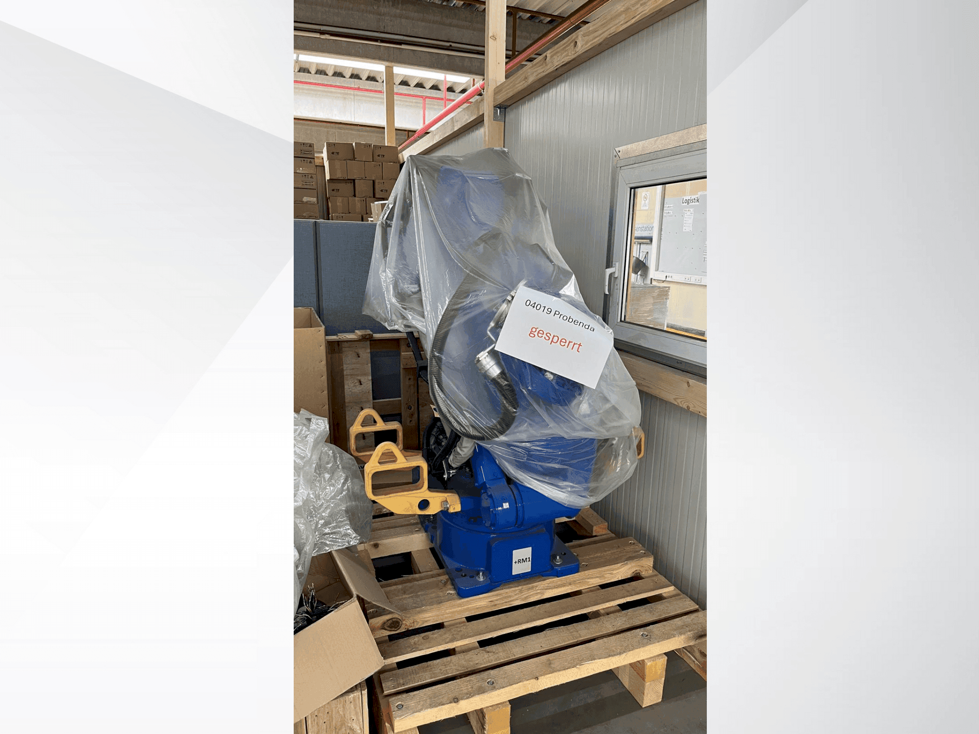 A Yaskawa GP180 gép elölnézete