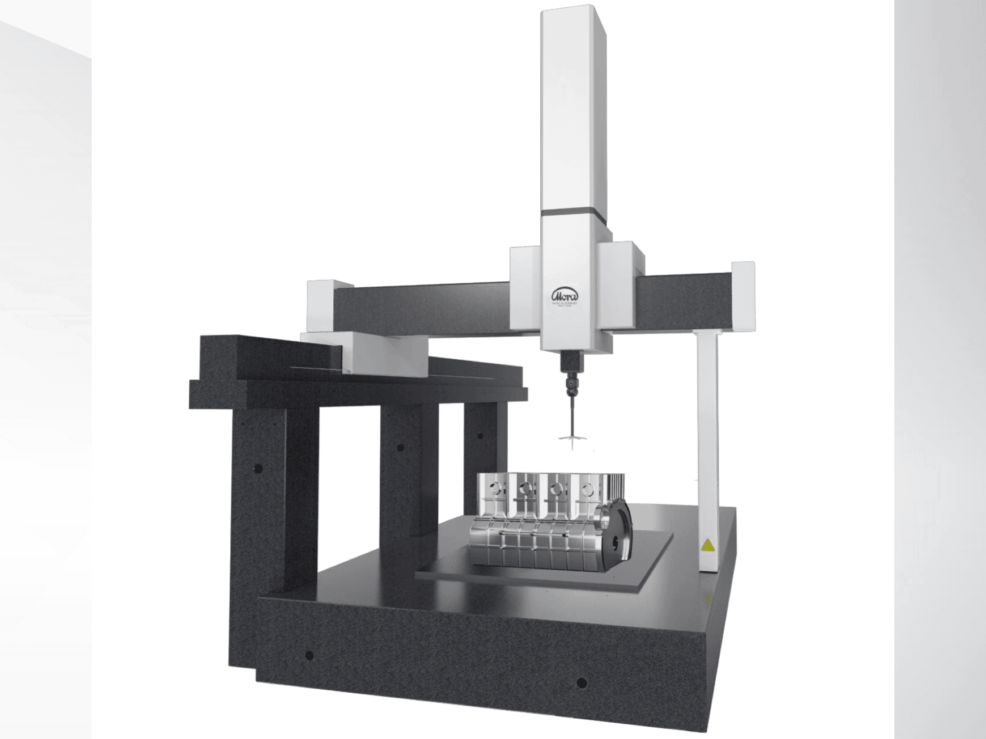 A Mora Primus 152012 gép elölnézete