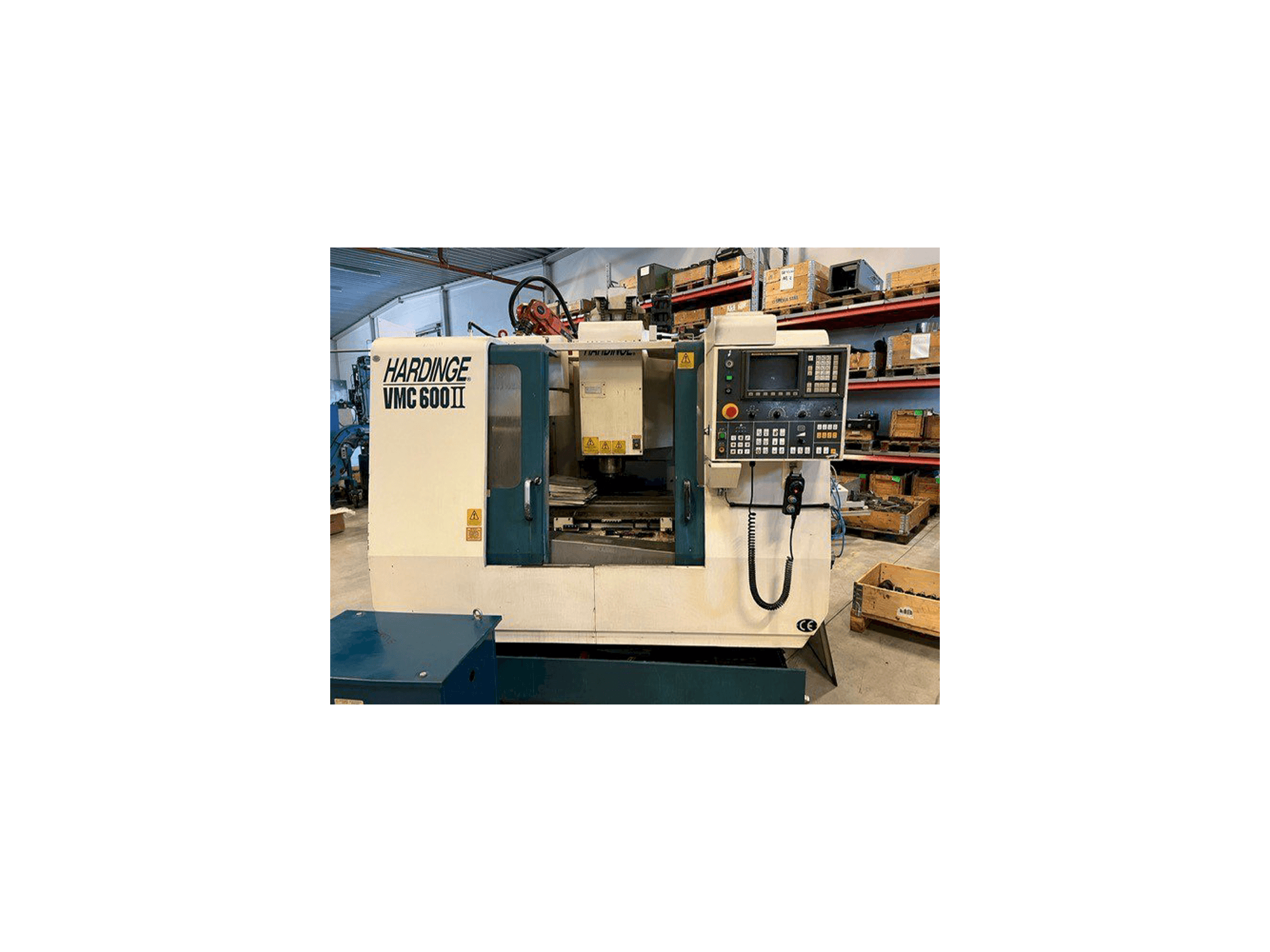 A HARDINGE VMC 600II gép elölnézete