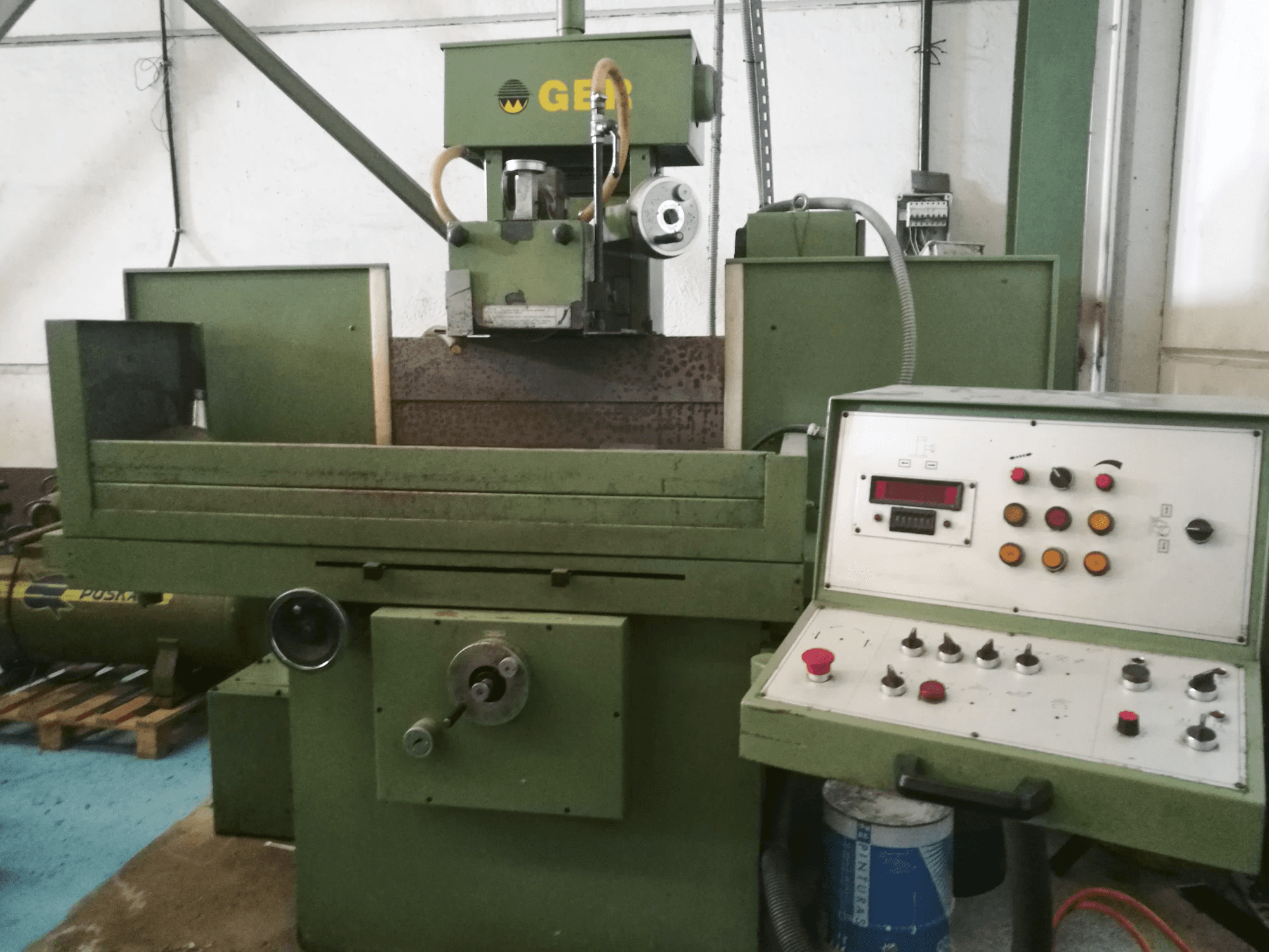 A GER RS-50/25 gép elölnézete