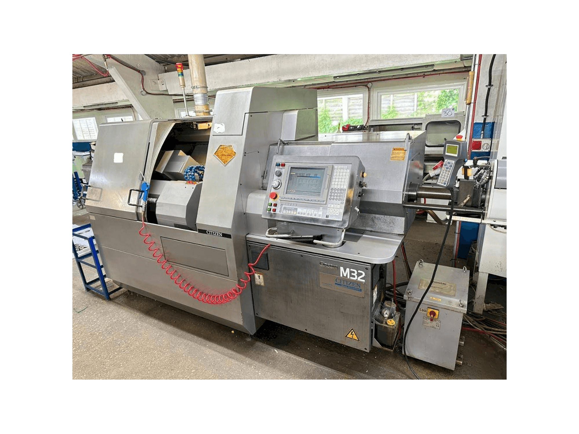 A Citizen M32V gép elölnézete