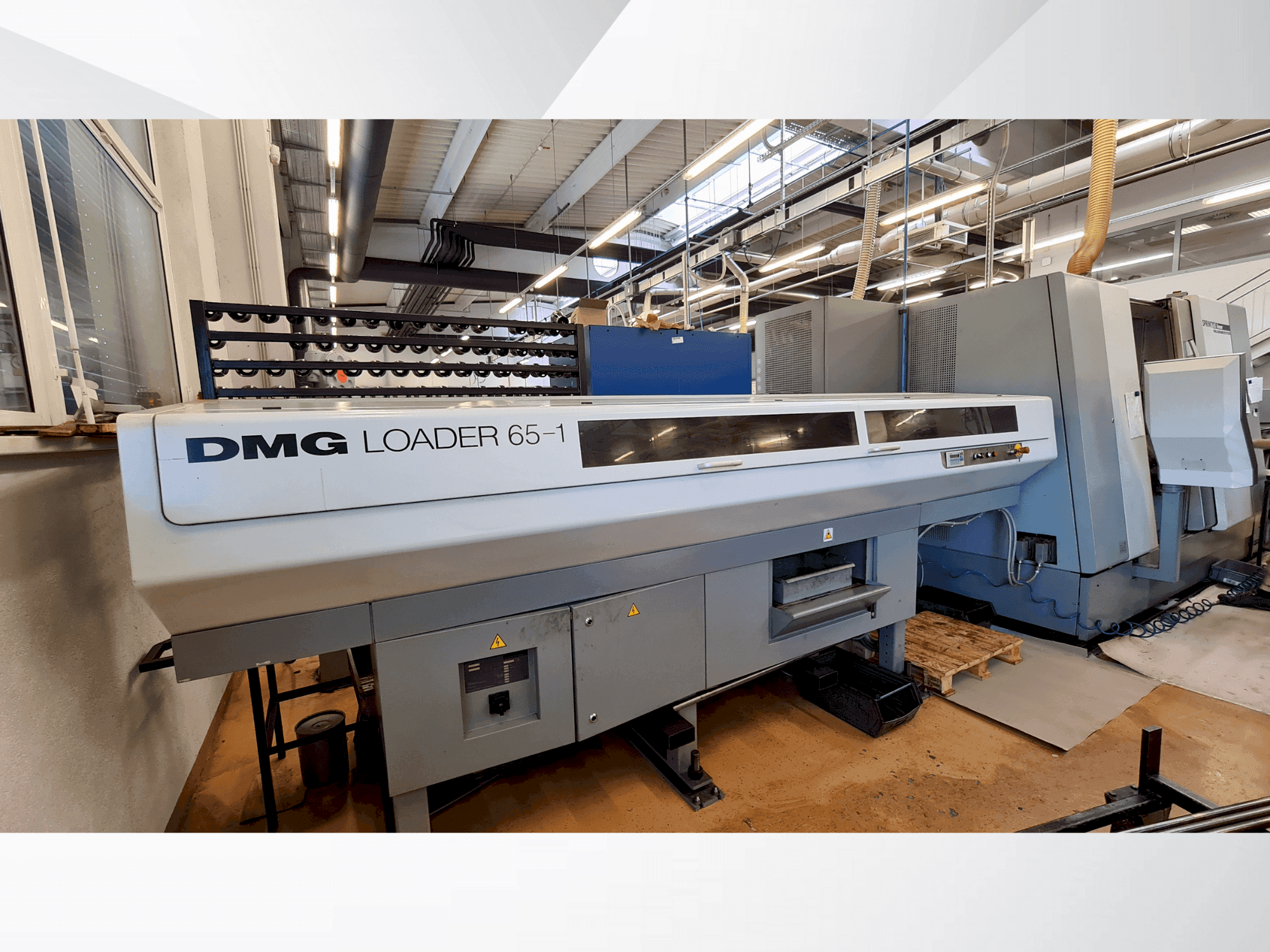 A Gildemeister DMG GILDEMEISTER SPRINT Linear 65 gép elölnézete