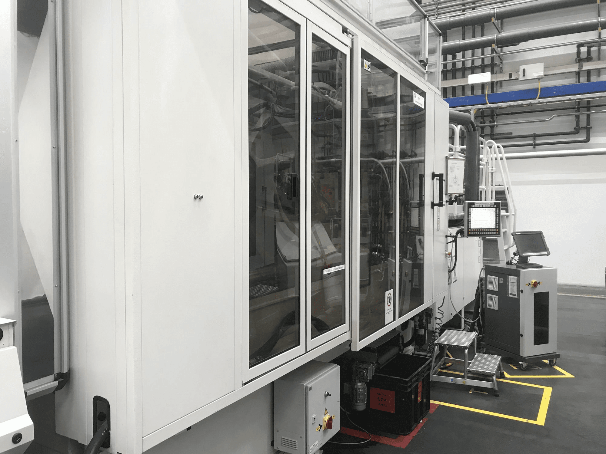 A Husky H500 RS 65/60 gép oldalnézete