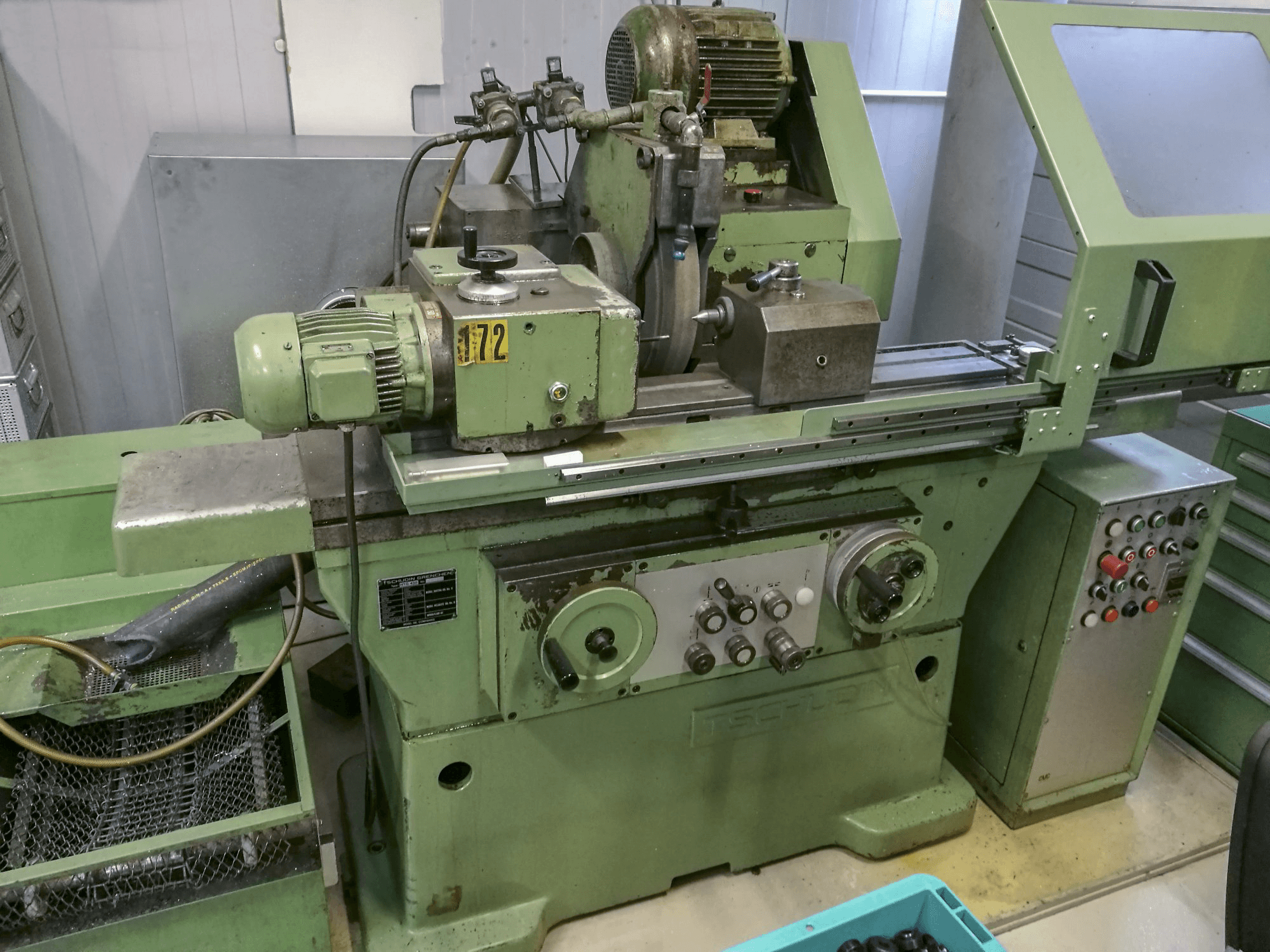 A TSCHUDIN HTG 430 gép elölnézete