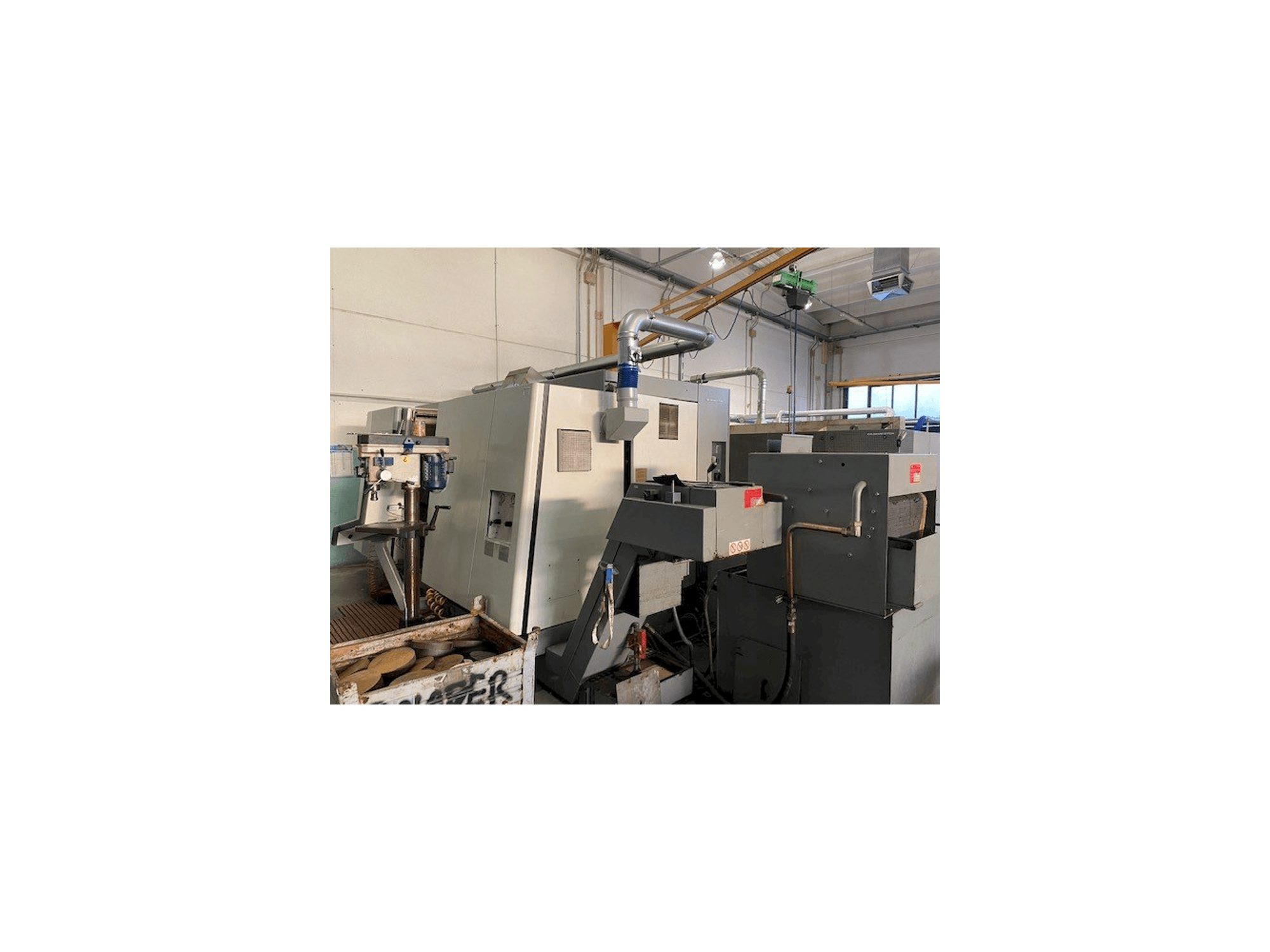 A Gildemeister GMX200 gép elölnézete