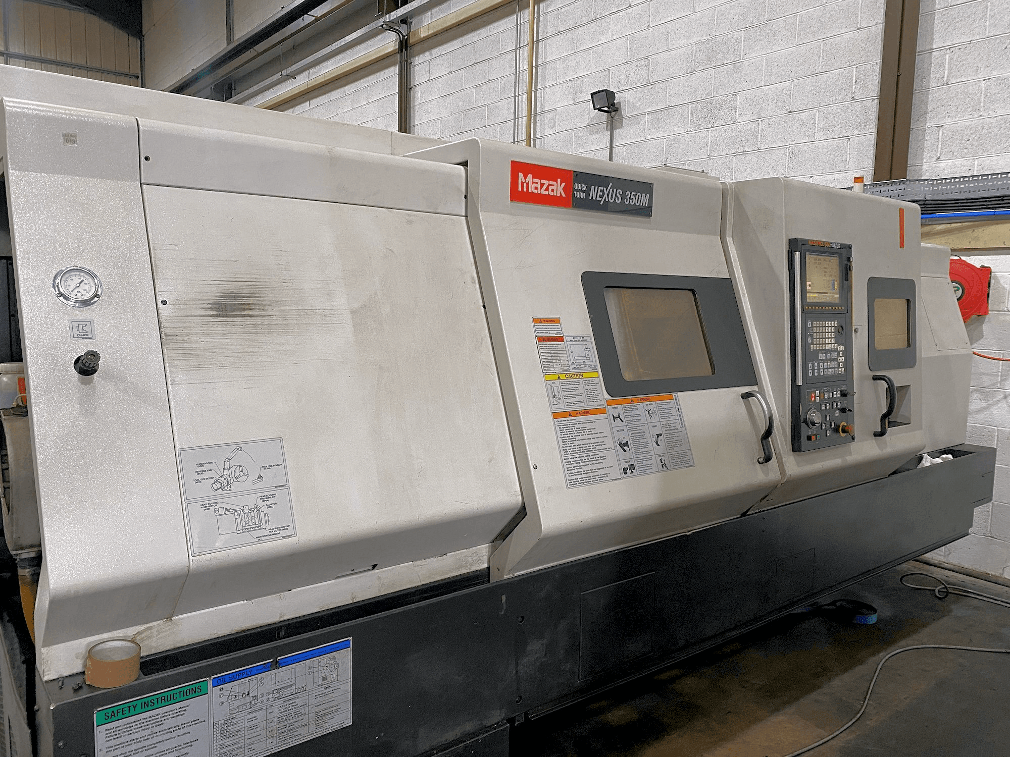A Mazak QUICK TURN NEXUS 350M gép elölnézete