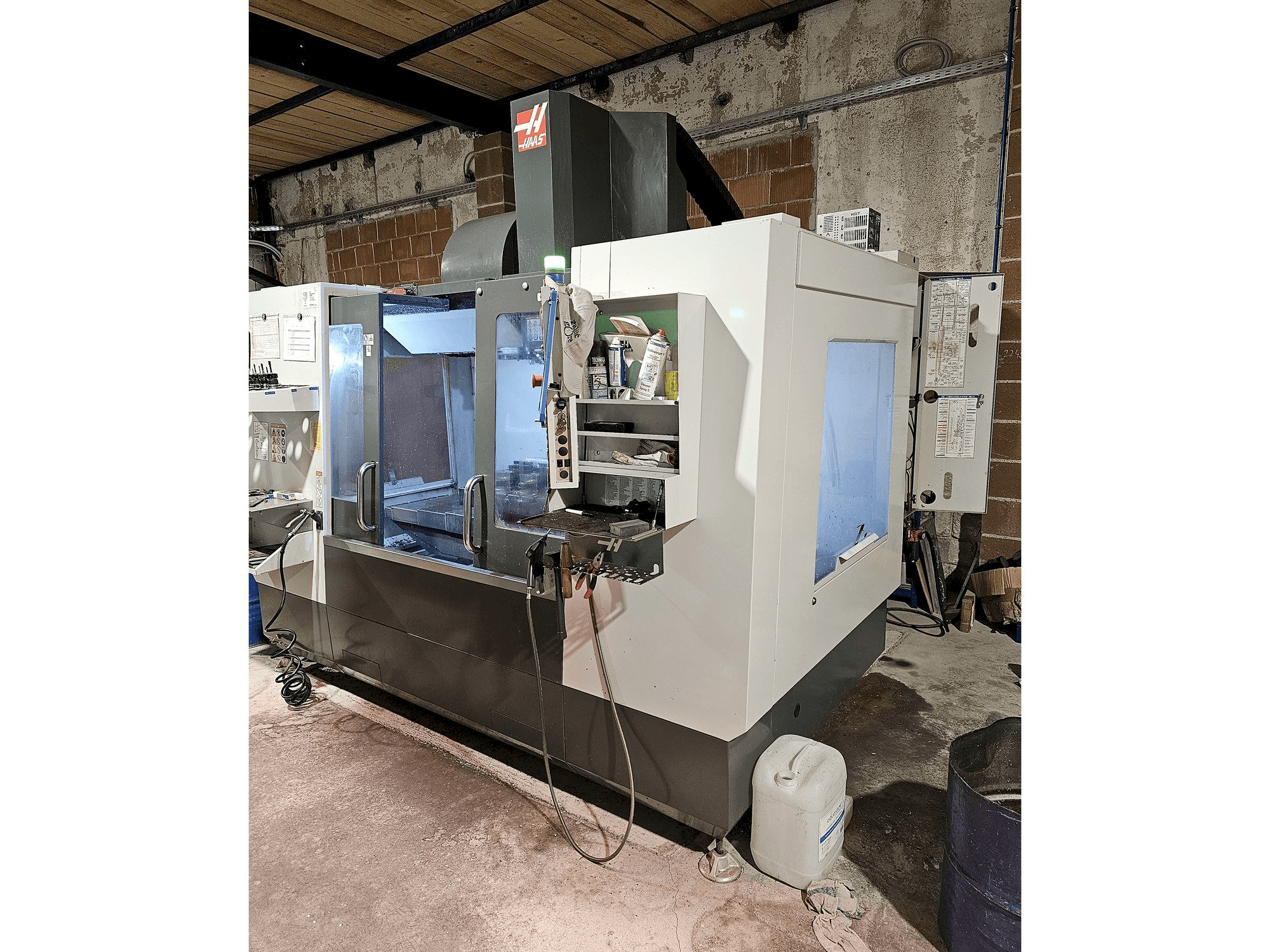 A HAAS VM3 gép elölnézete
