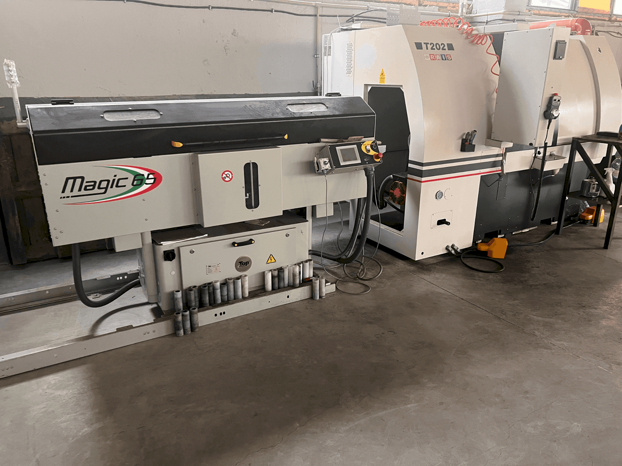 A RAIS T202 gép elölnézete