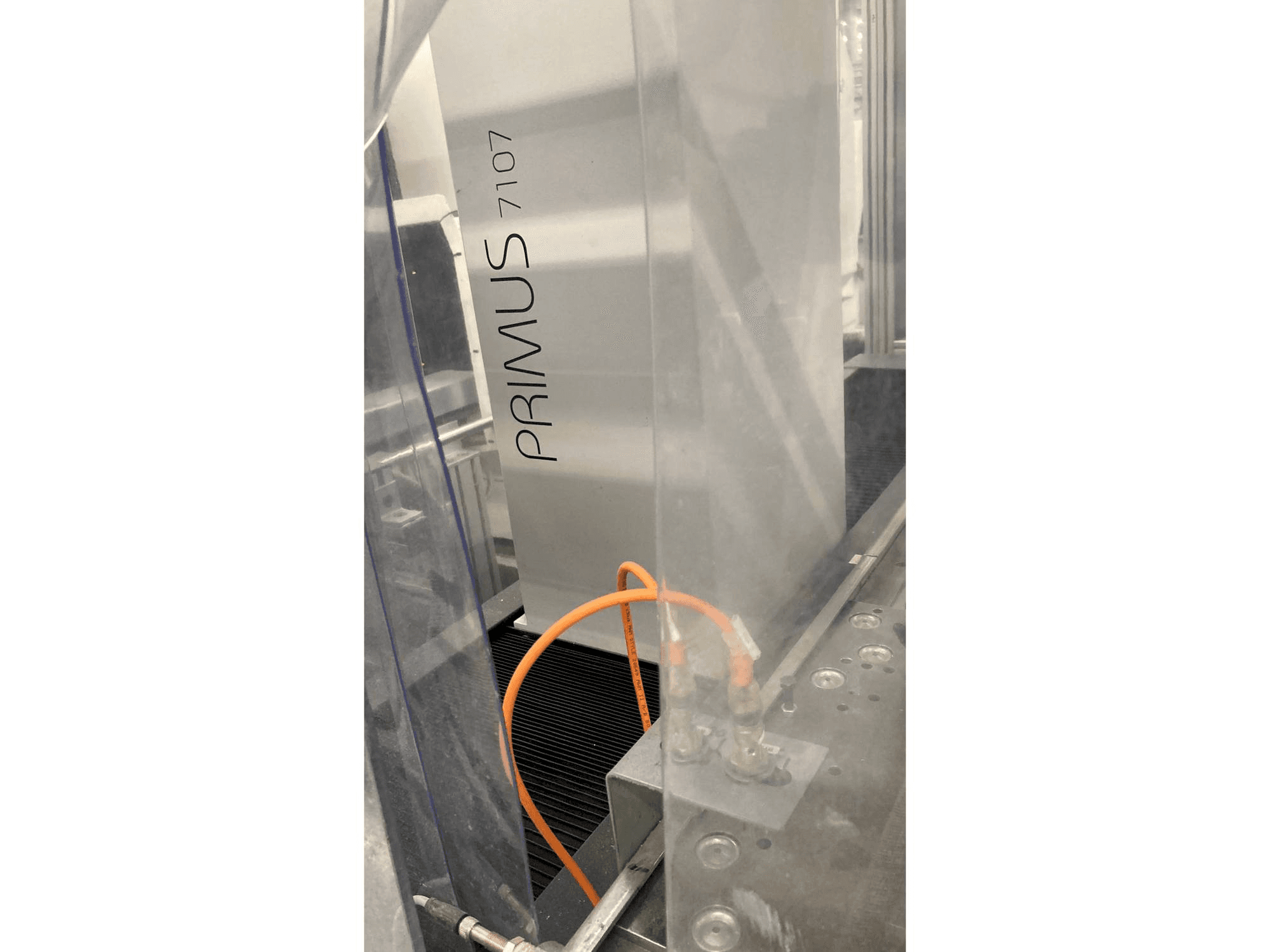 A Mora Primus 7107 gép részlete