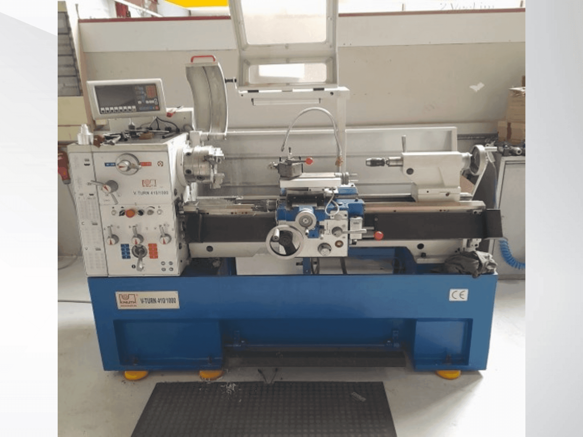 A KNUTH V-Turn 410/1000 gép elölnézete