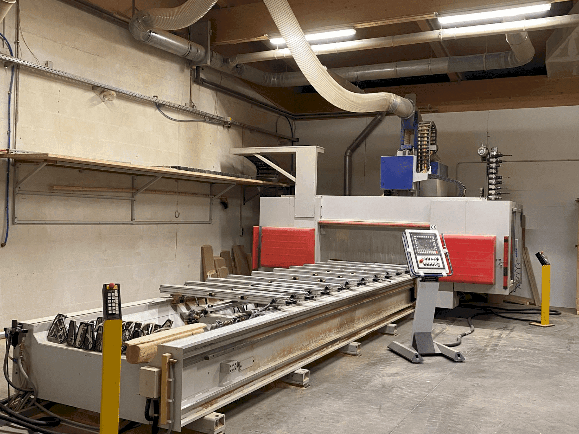 A MAKA FPM 470 gép elölnézete