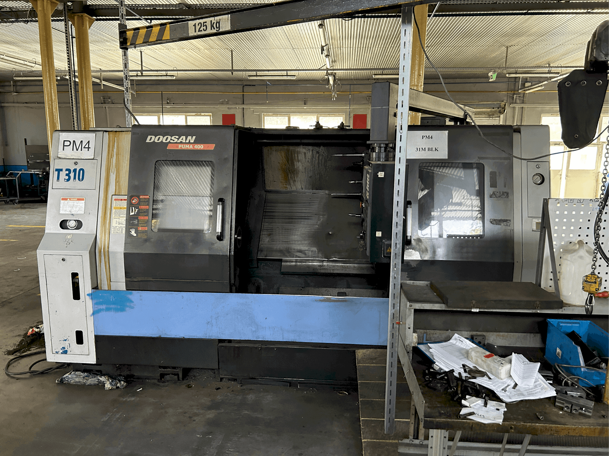 A DOOSAN puma 400 B gép elölnézete