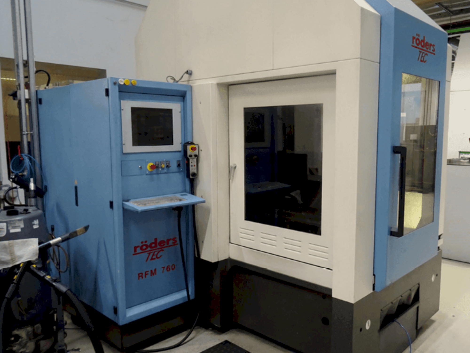 A Roders RFM 760 gép elölnézete