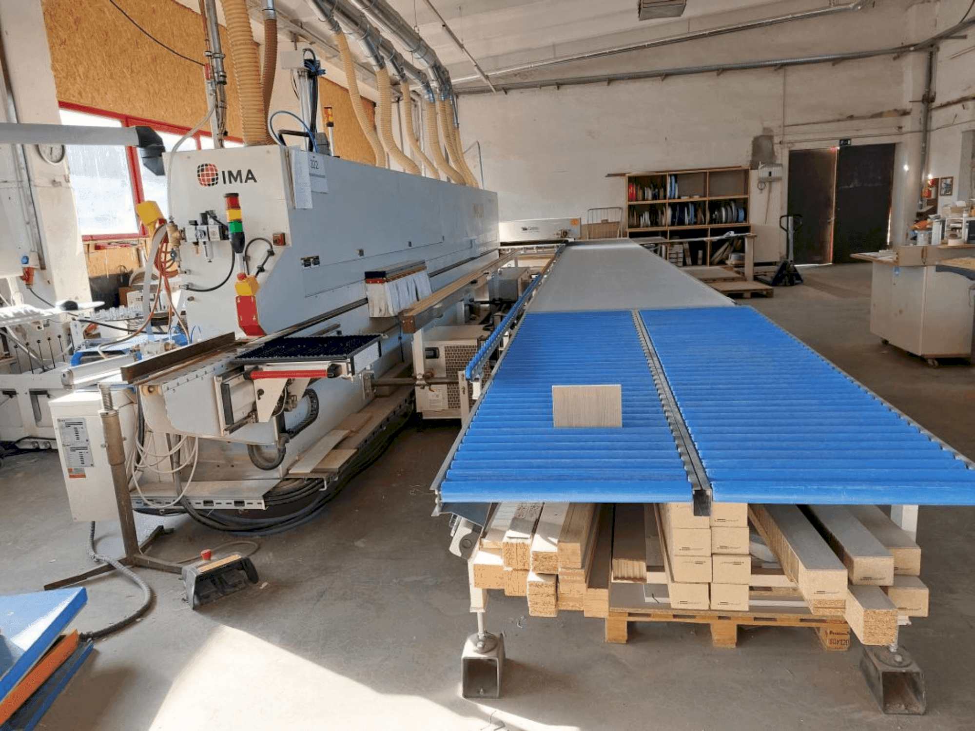 A IMA Contour/I/G80/R3/IMALUX (2017) gép elölnézete