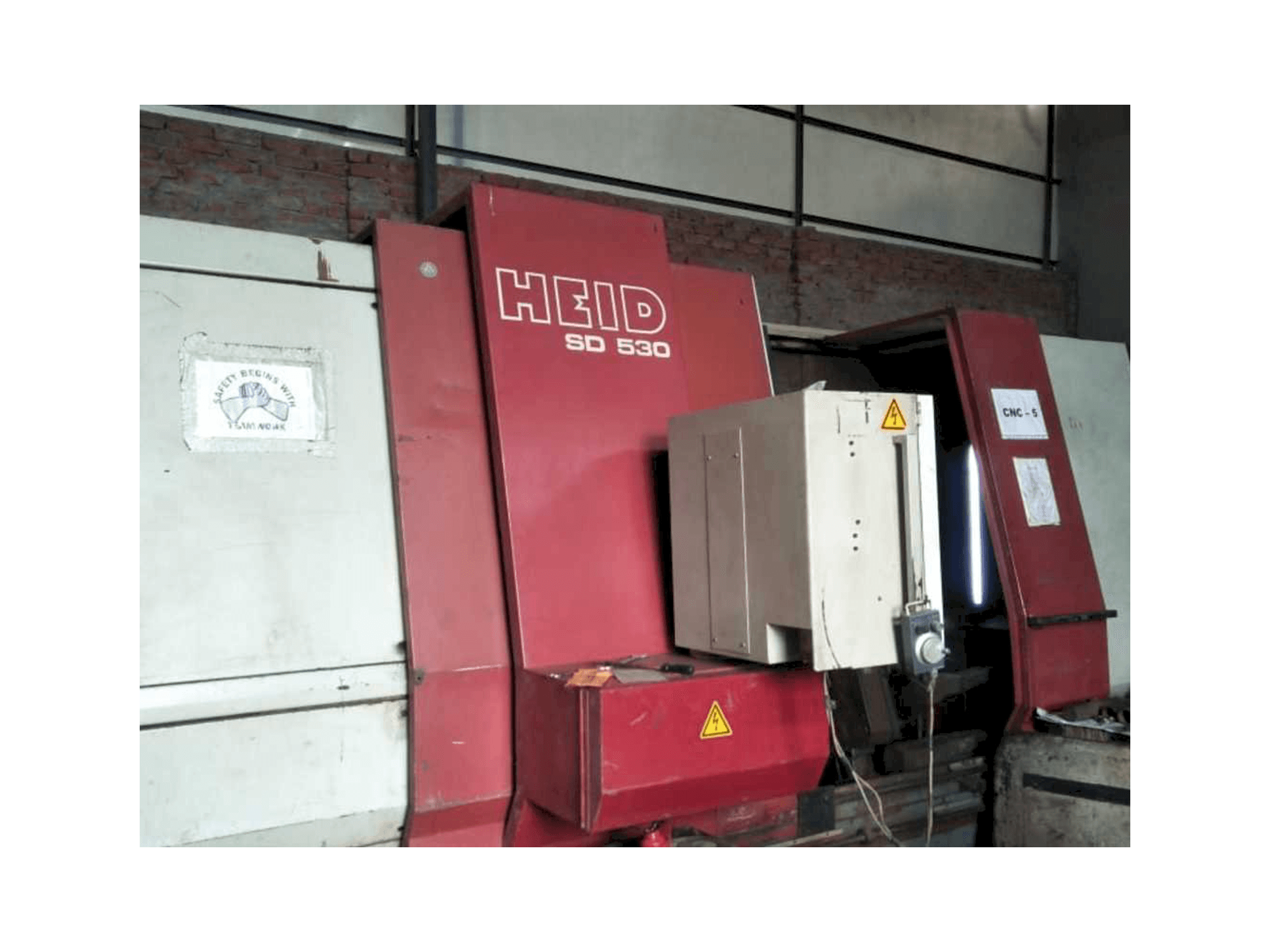 A HEID SD-530 gép elölnézete
