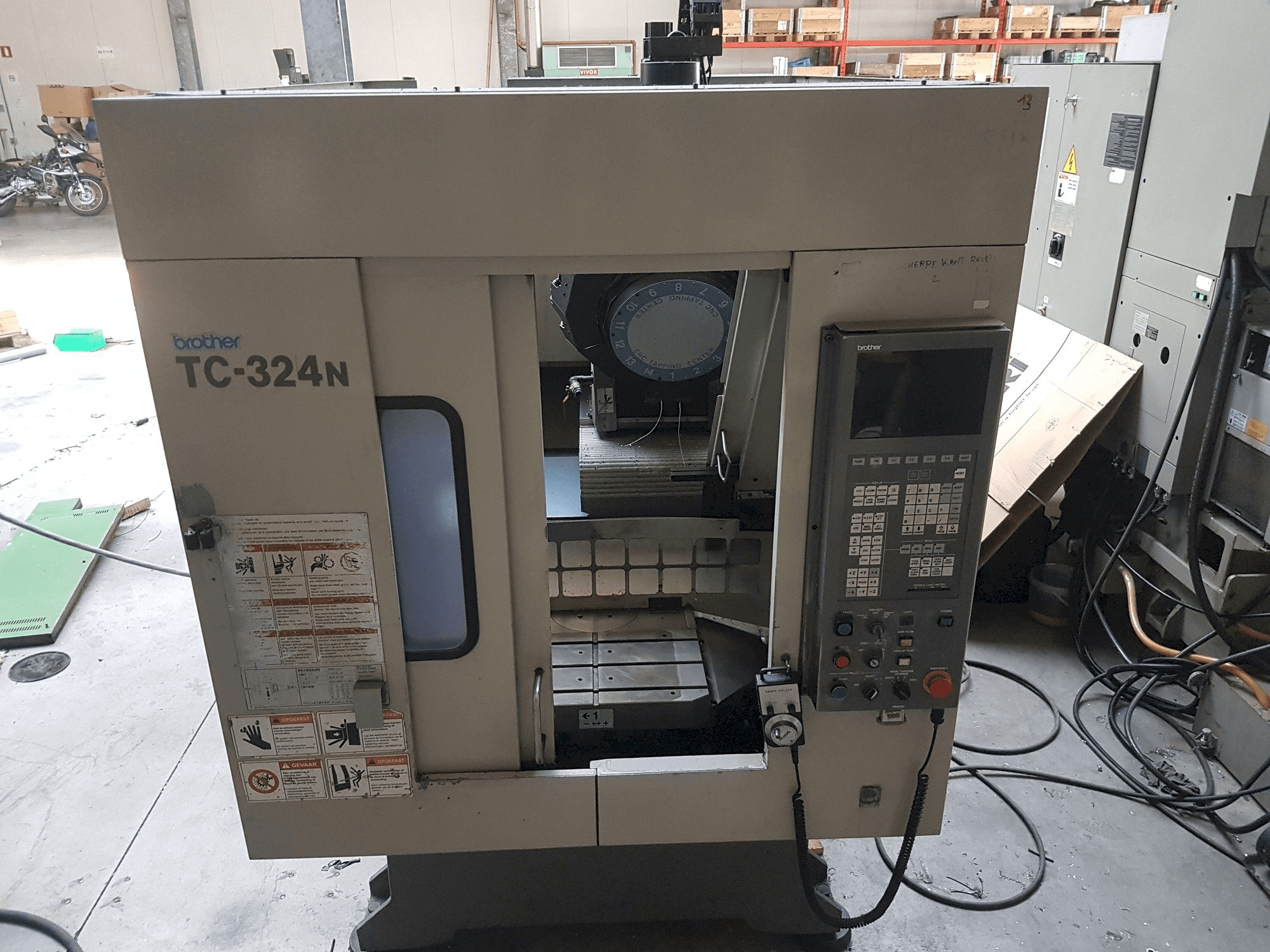 A Brother TC-324N gép elölnézete