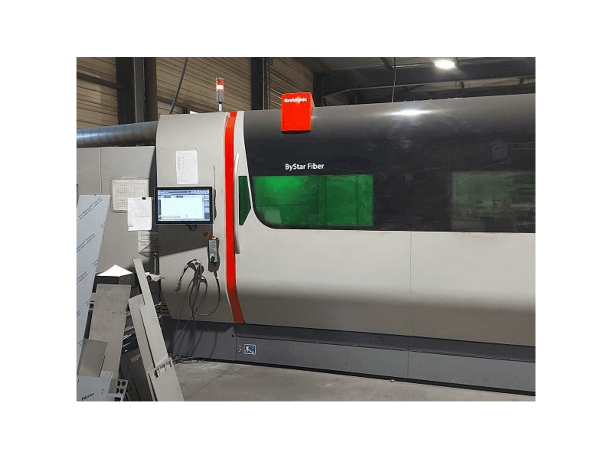 A Bystronic Bystar fiber gép elölnézete