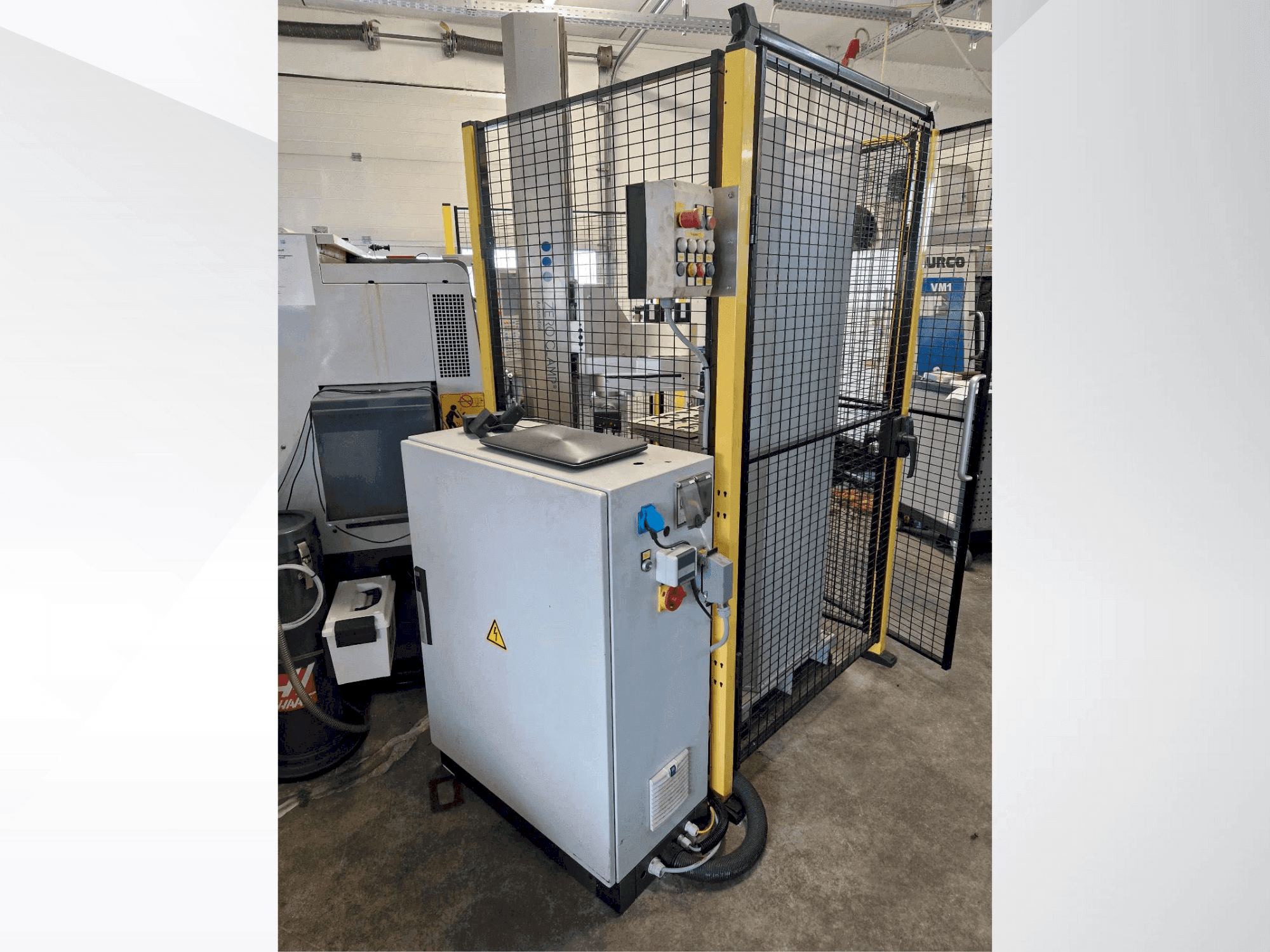 A Zeroclamp Zerobot 100P gép elölnézete