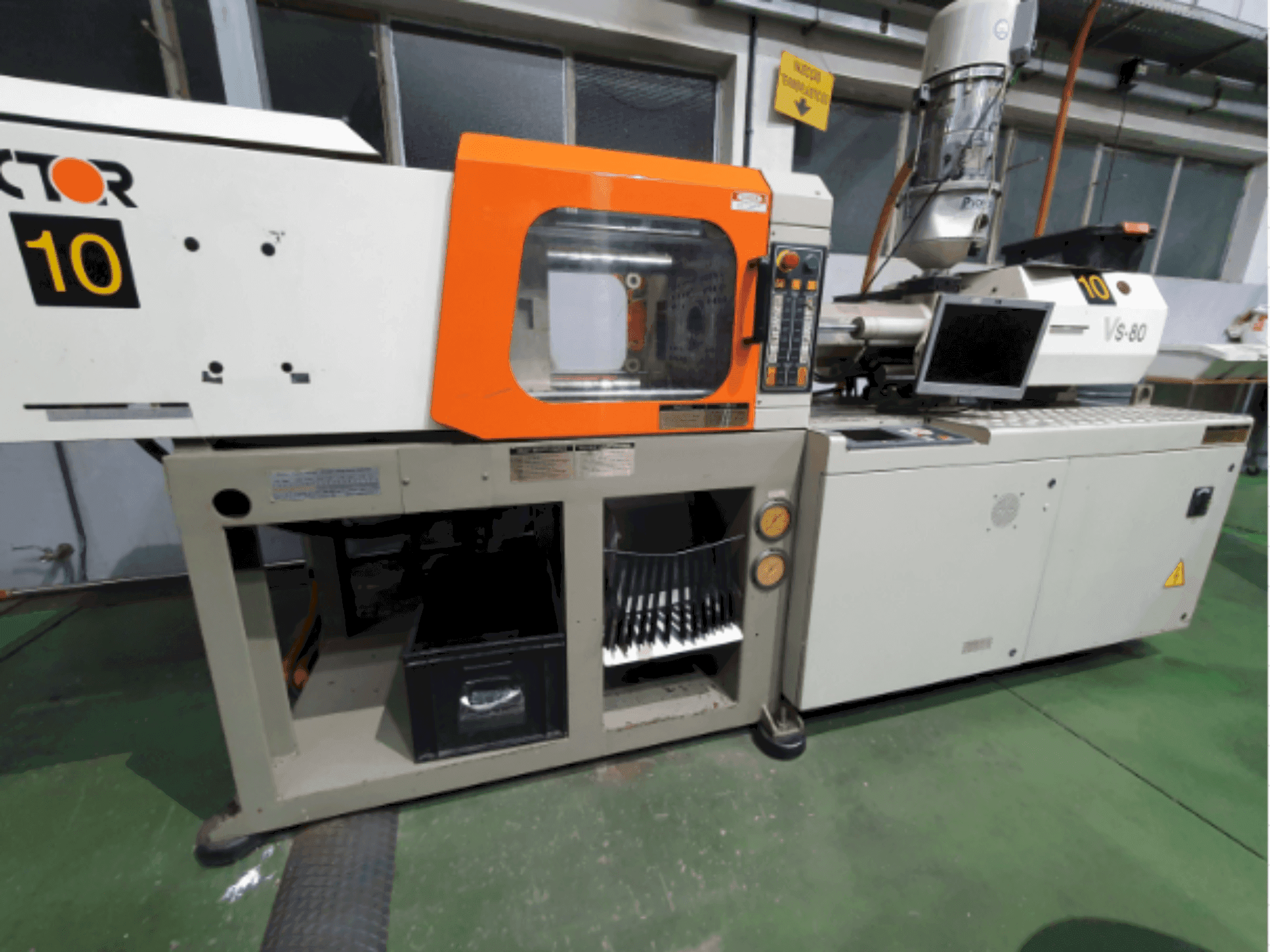 A Victor VS80 gép elölnézete