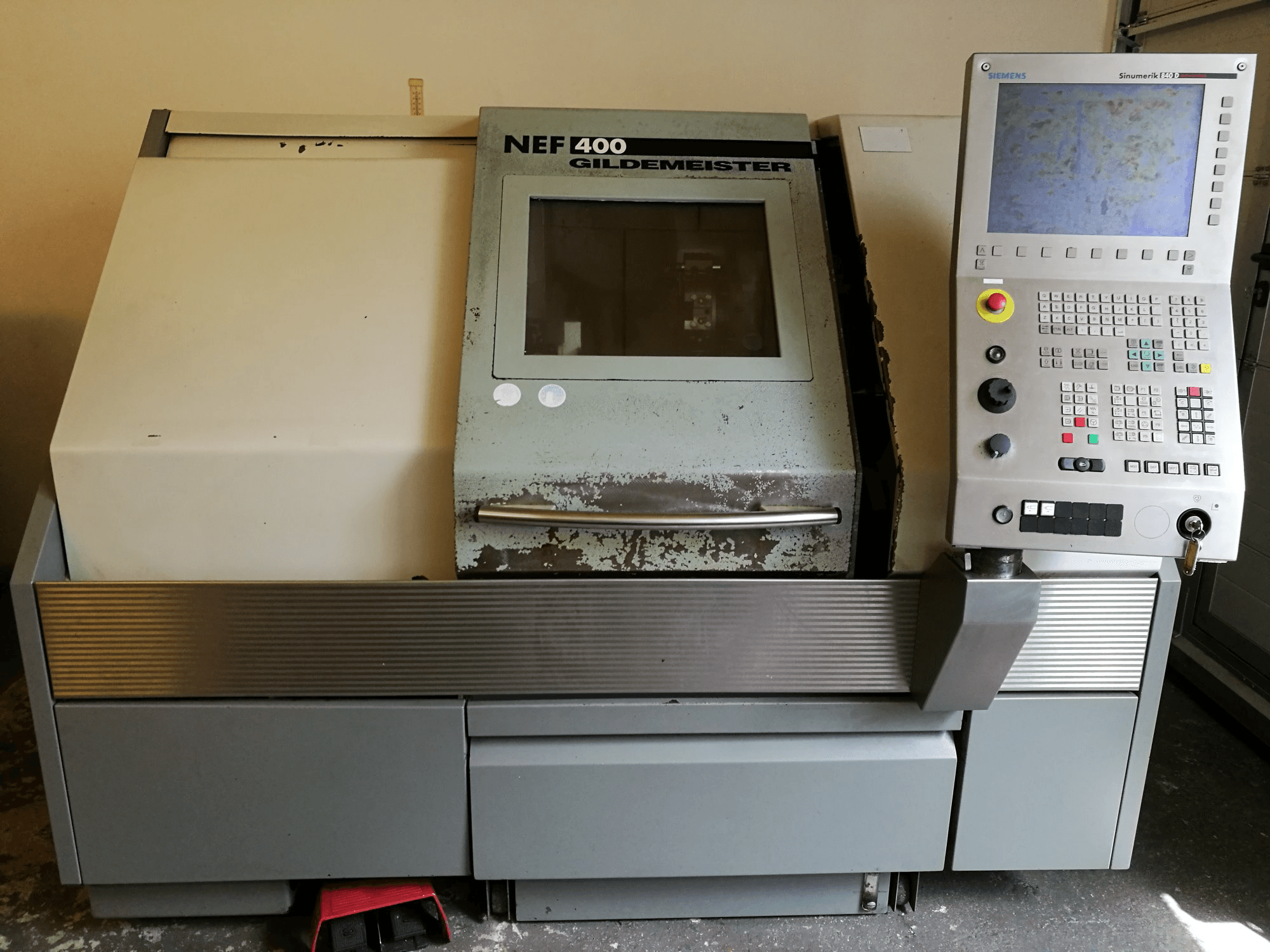 A Gildemeister NEF 400 gép elölnézete