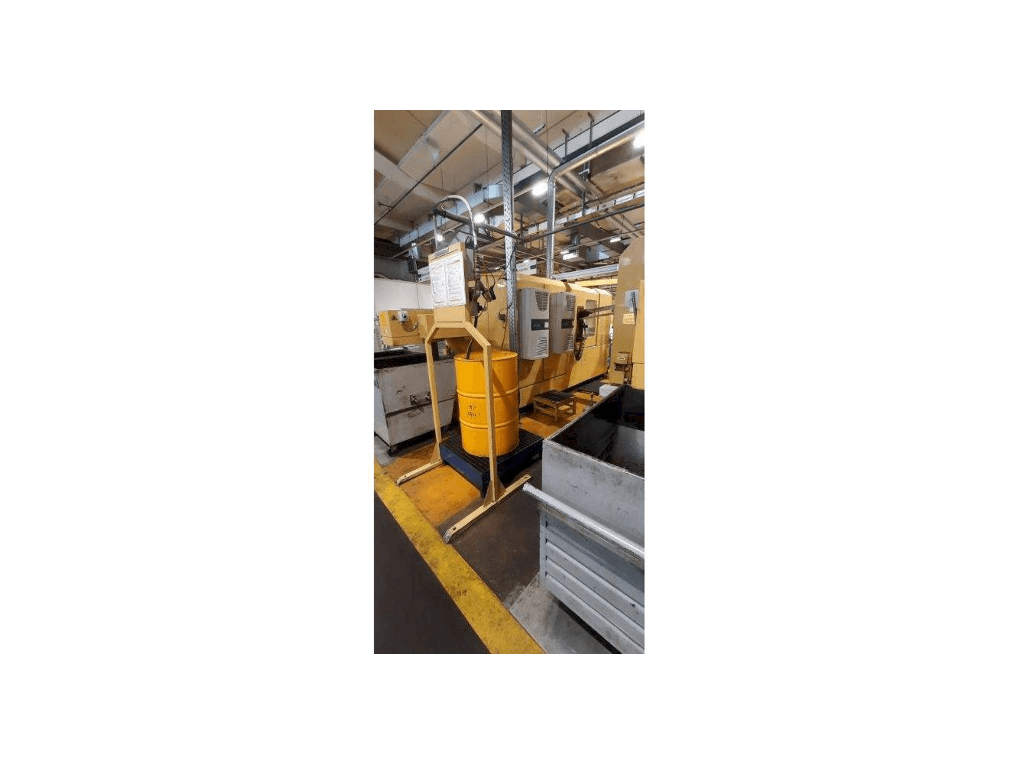 A TAJMAC-ZPS SAL 100/4 gép elölnézete